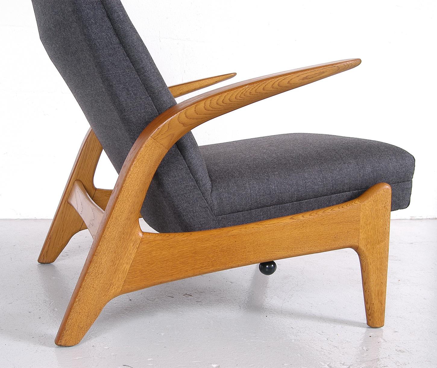 Wool Pair 1960s Midcentury Oak + Grey Rock ‘n’ Rest Lounge Chairs by Rastad & Relling