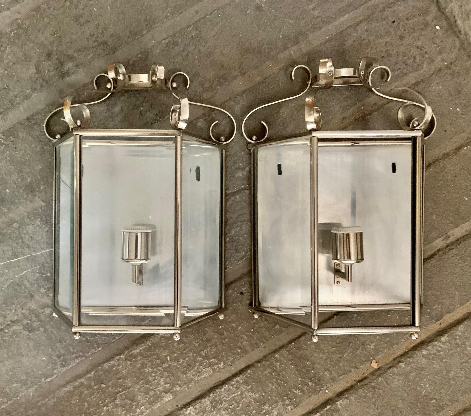 Pair 1960's Wall Sconces in Chromed Metal and Glass For Sale 10
