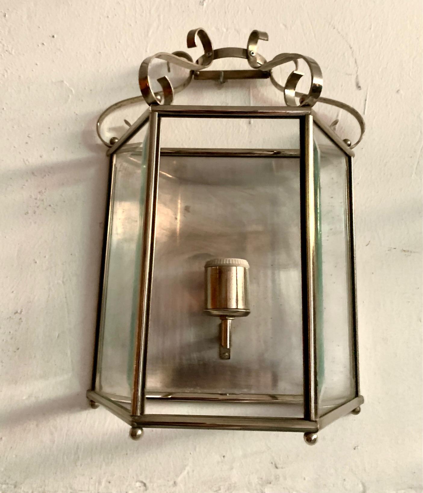 Pair 1960's Wall Sconces in Chromed Metal and Glass In Good Condition For Sale In Madrid, ES