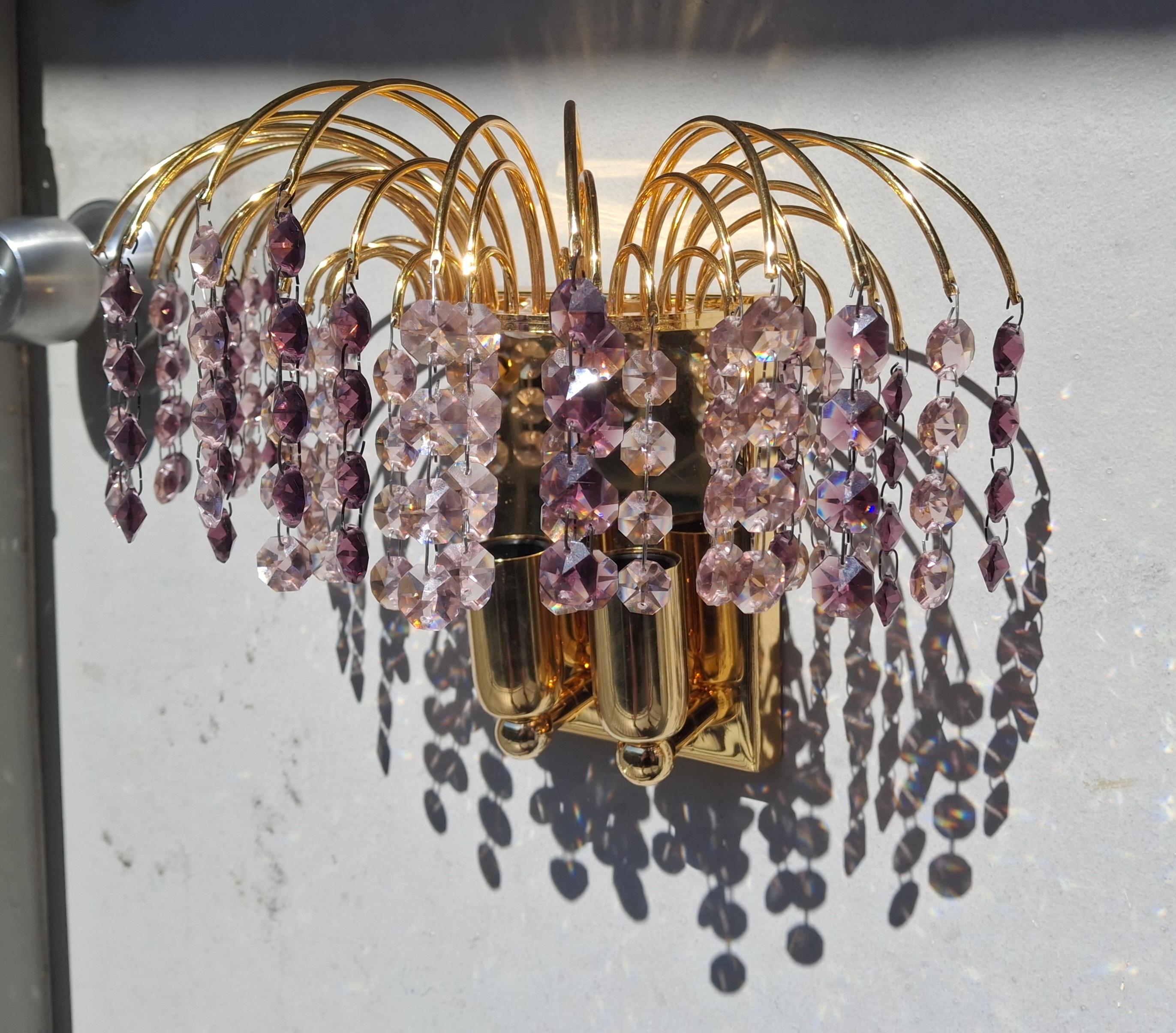 Paire d'appliques à cascade en cristal taillé en améthyste, Hollywood Regency, 1970, par Palwa en vente 3