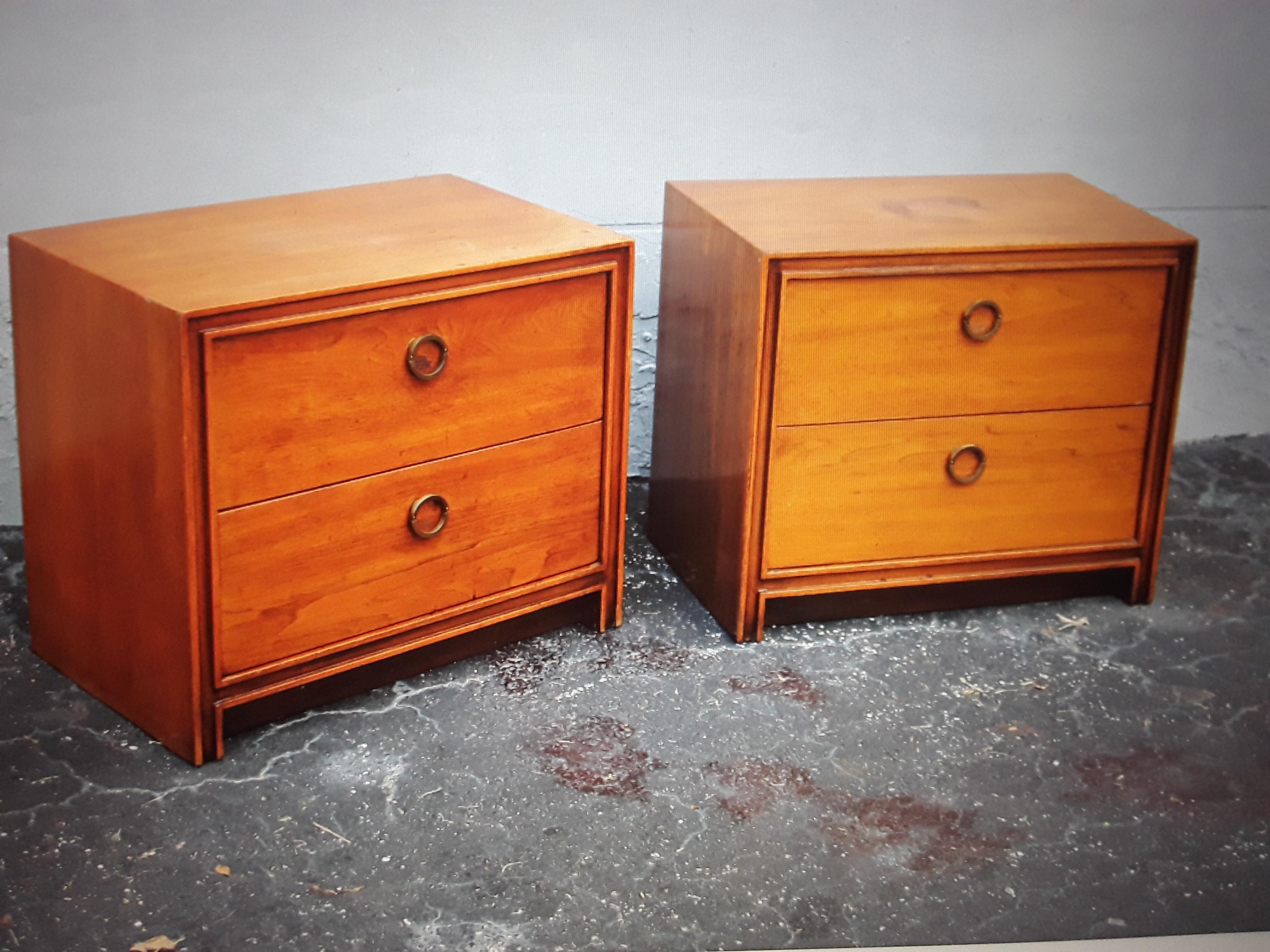 Late 20th Century Pair 1970's Medium Toned Mid Century Nightstands/ End Tables For Sale