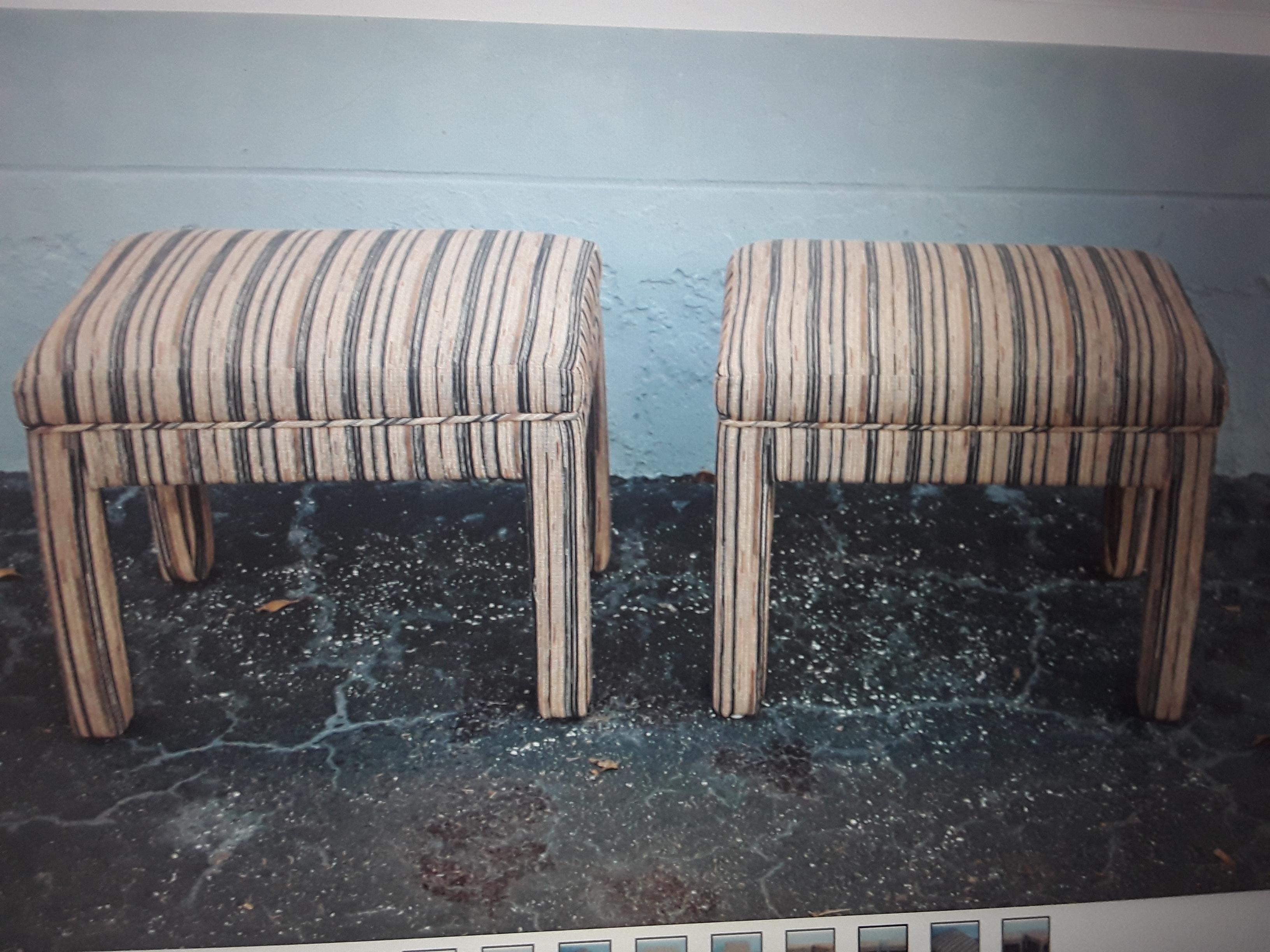 Pair 1970's Vintage Traditional Upholstered Ottoman Set In Good Condition In Opa Locka, FL
