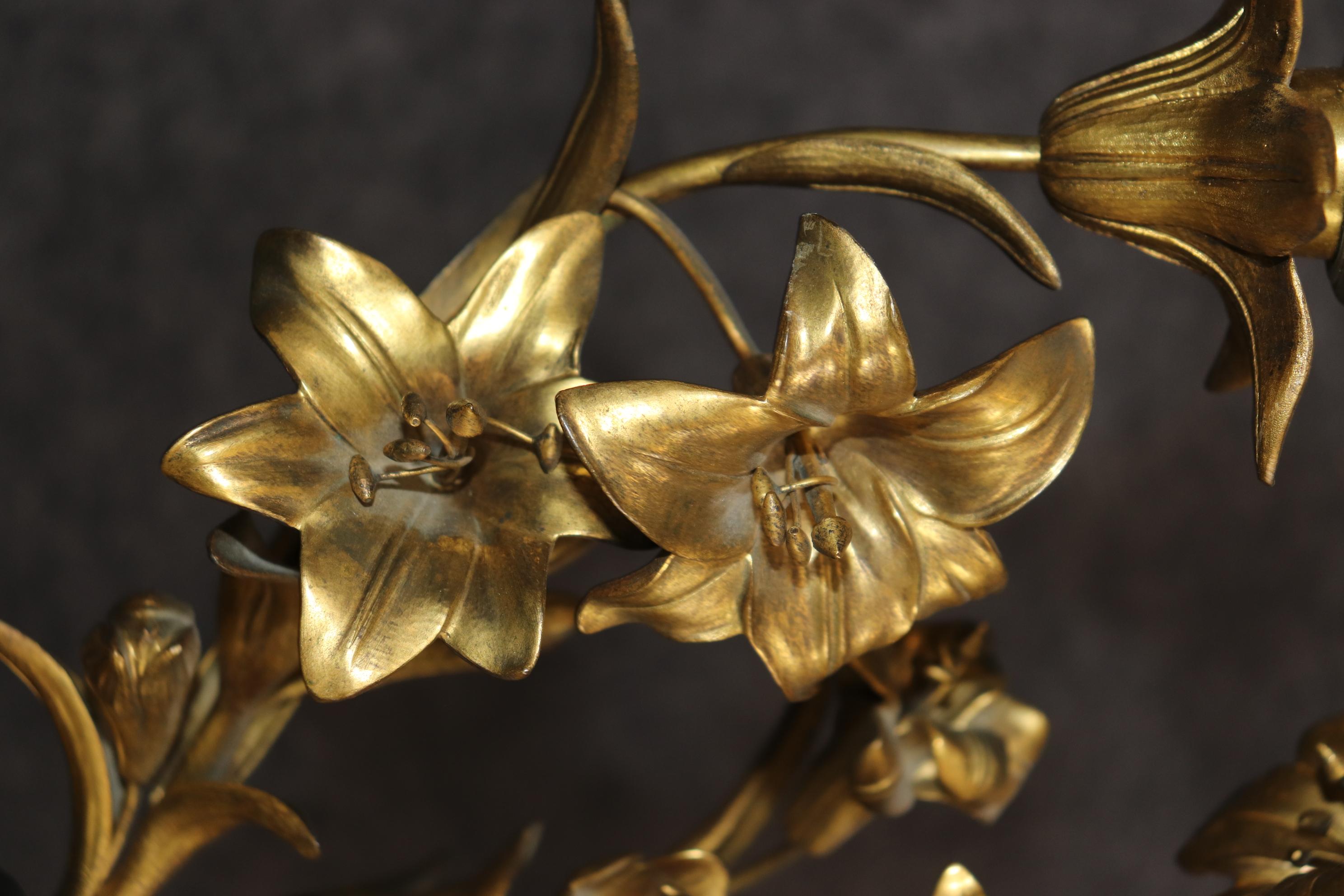 Coppia di lampade da tavolo A.I.C. in bronzo a forma di cherubino, in stile Henry Dasson in vendita 8