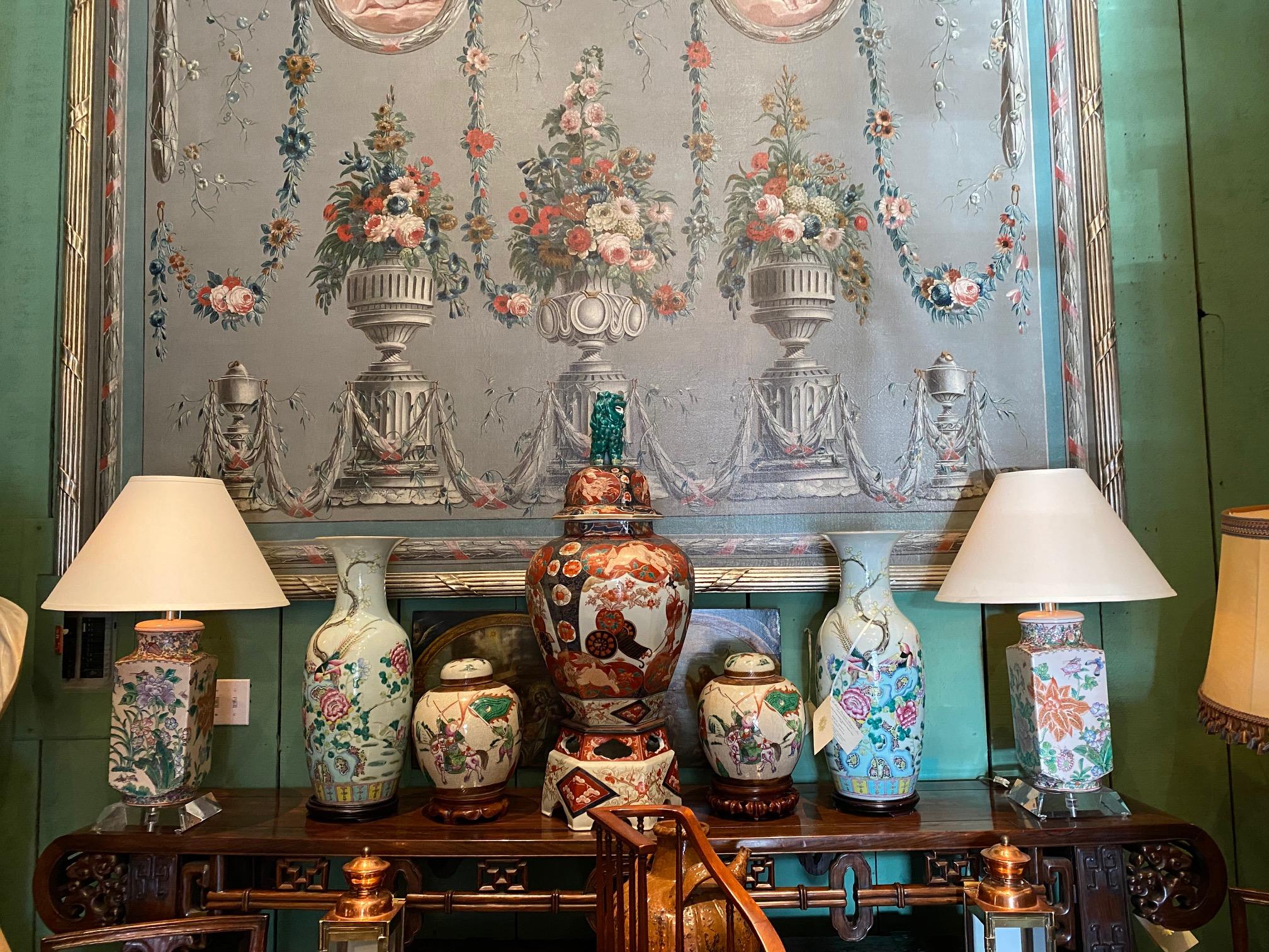 Fait main Paire de vases orientaux Chinoiseries sur lampes de table modernes en plexiglas Antiques LA CA en vente