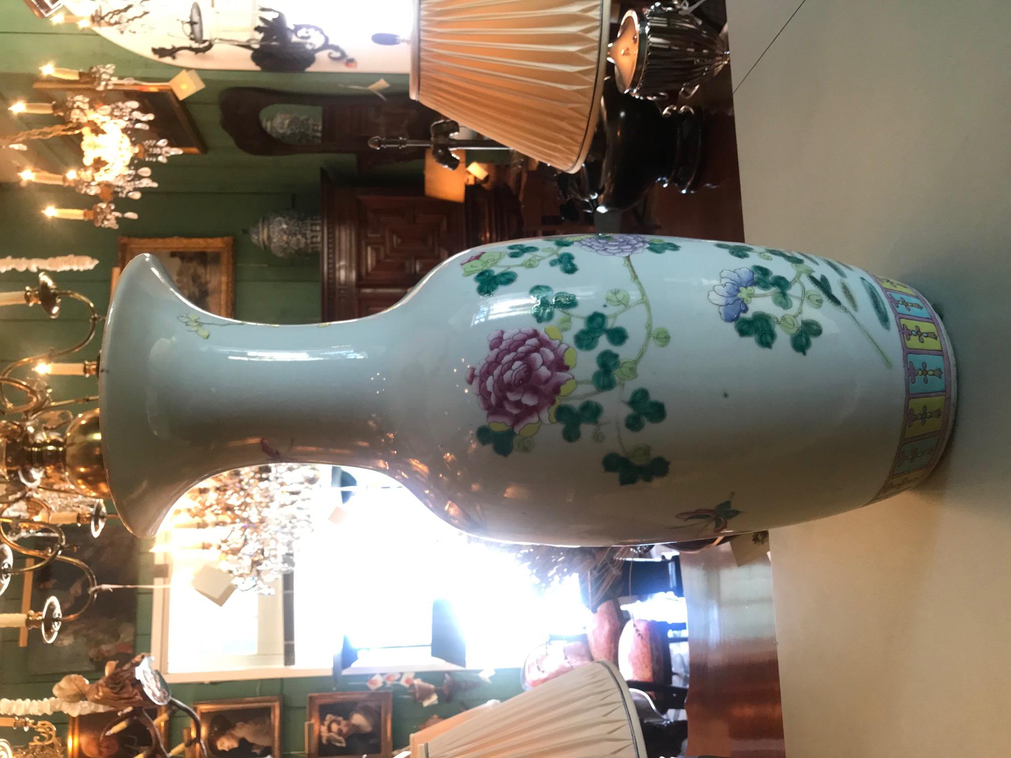Pair 20th C. of Guangxu period Chinese Porcelain Vases Decorative Object CA LA For Sale 5