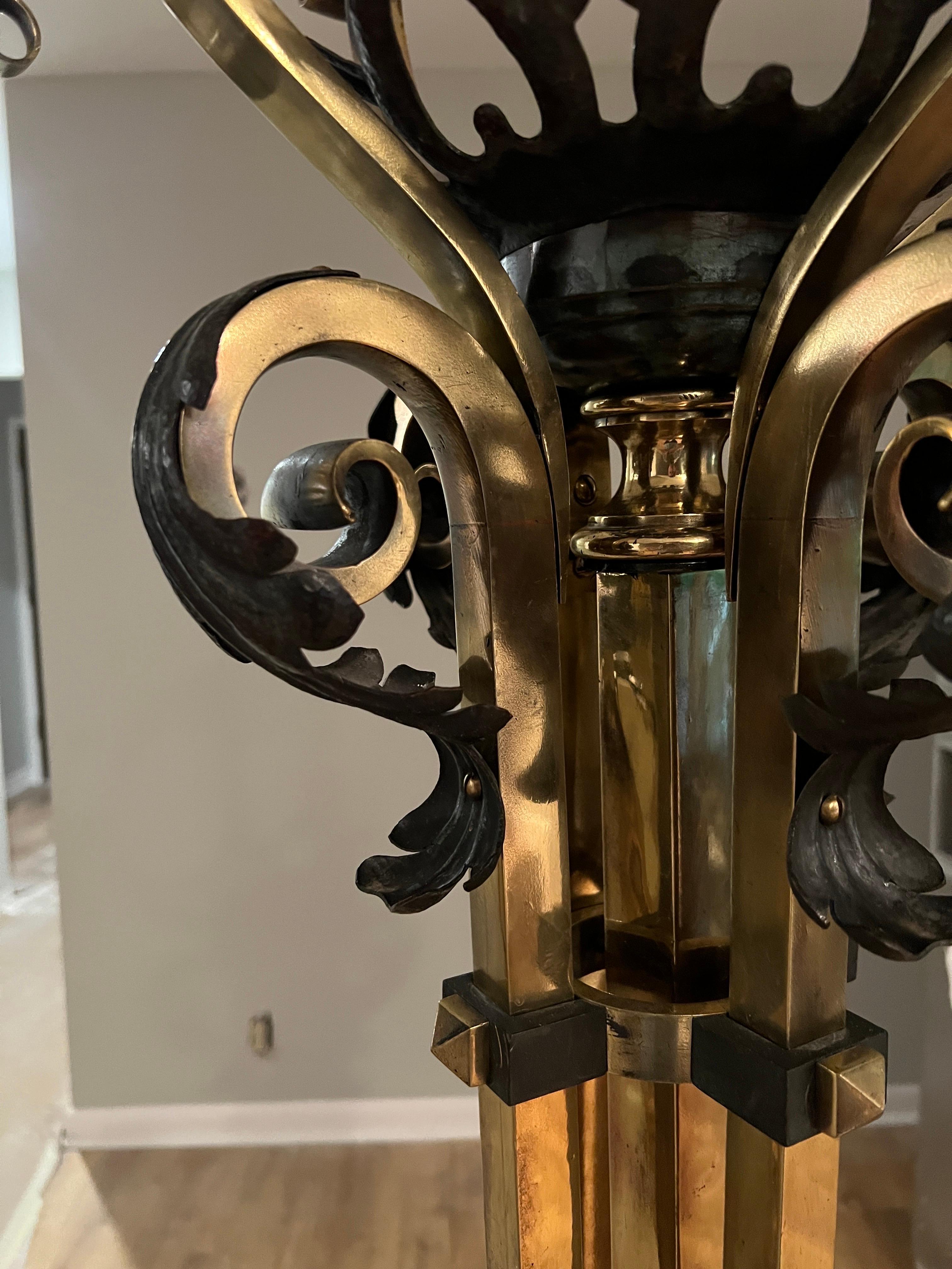 Paar russische neoklassizistische Stehlampen aus Bronze, Eisen und Federn aus dem 19. Jahrhundert im Angebot 11