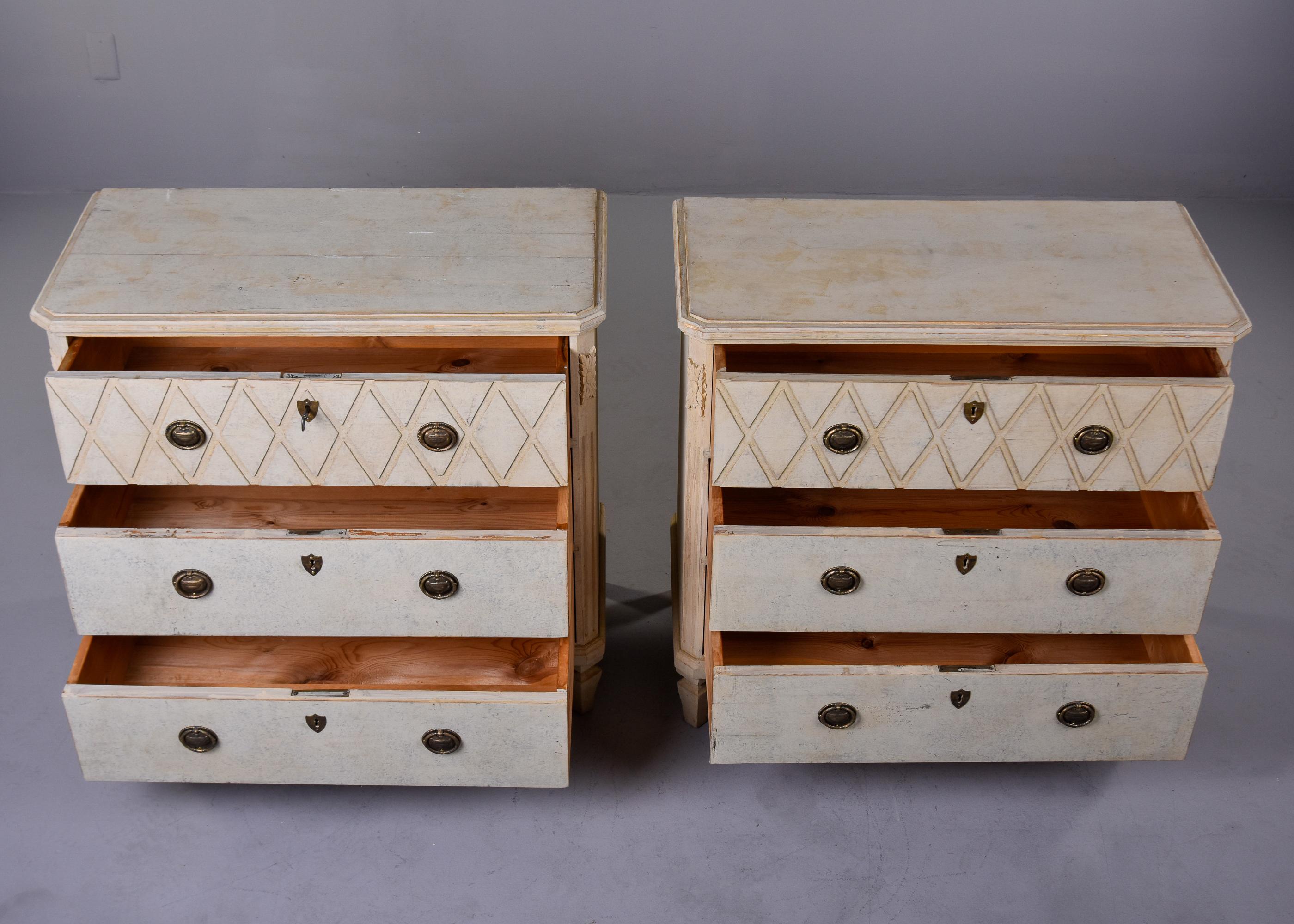 Pair 19th Century Swedish Bone Painted Three Drawer Chests In Good Condition In Troy, MI