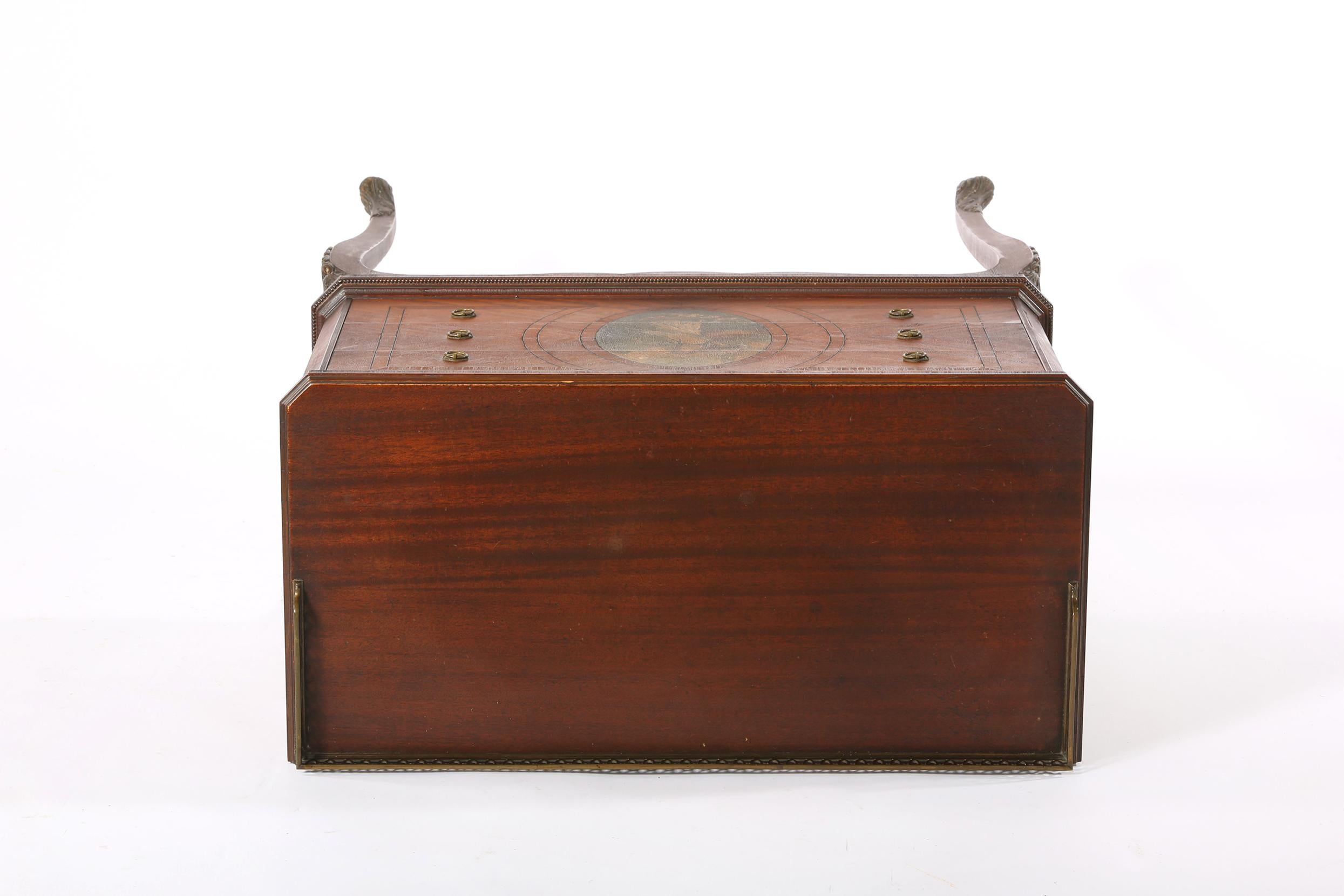 Paire de tables ou coffres en bois de citronnier de style Adams du 19ème siècle Bon état - En vente à Tarry Town, NY