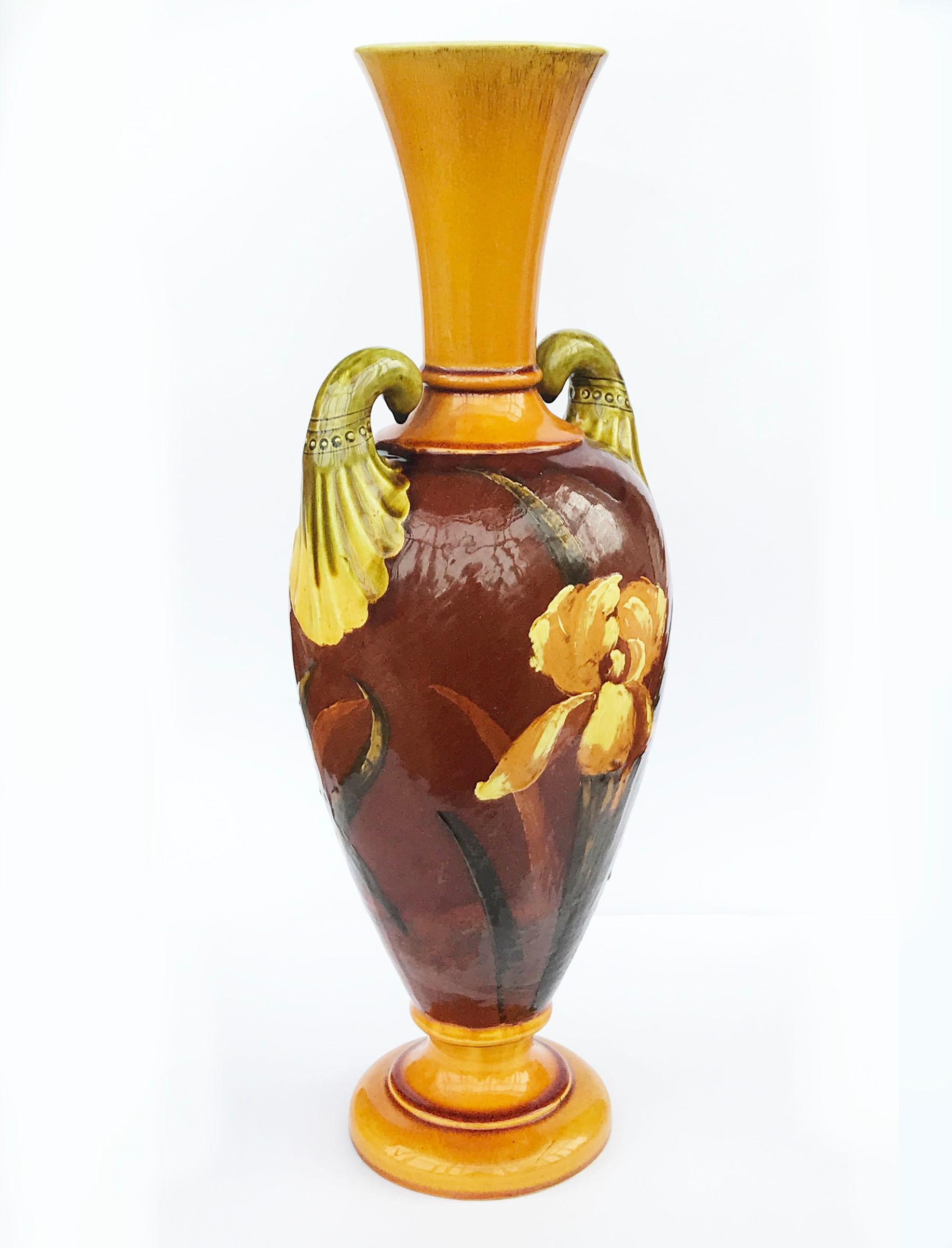 Pair of 19th Century Arts & Crafts Majolica Bretby Irises Vases (Englisch)