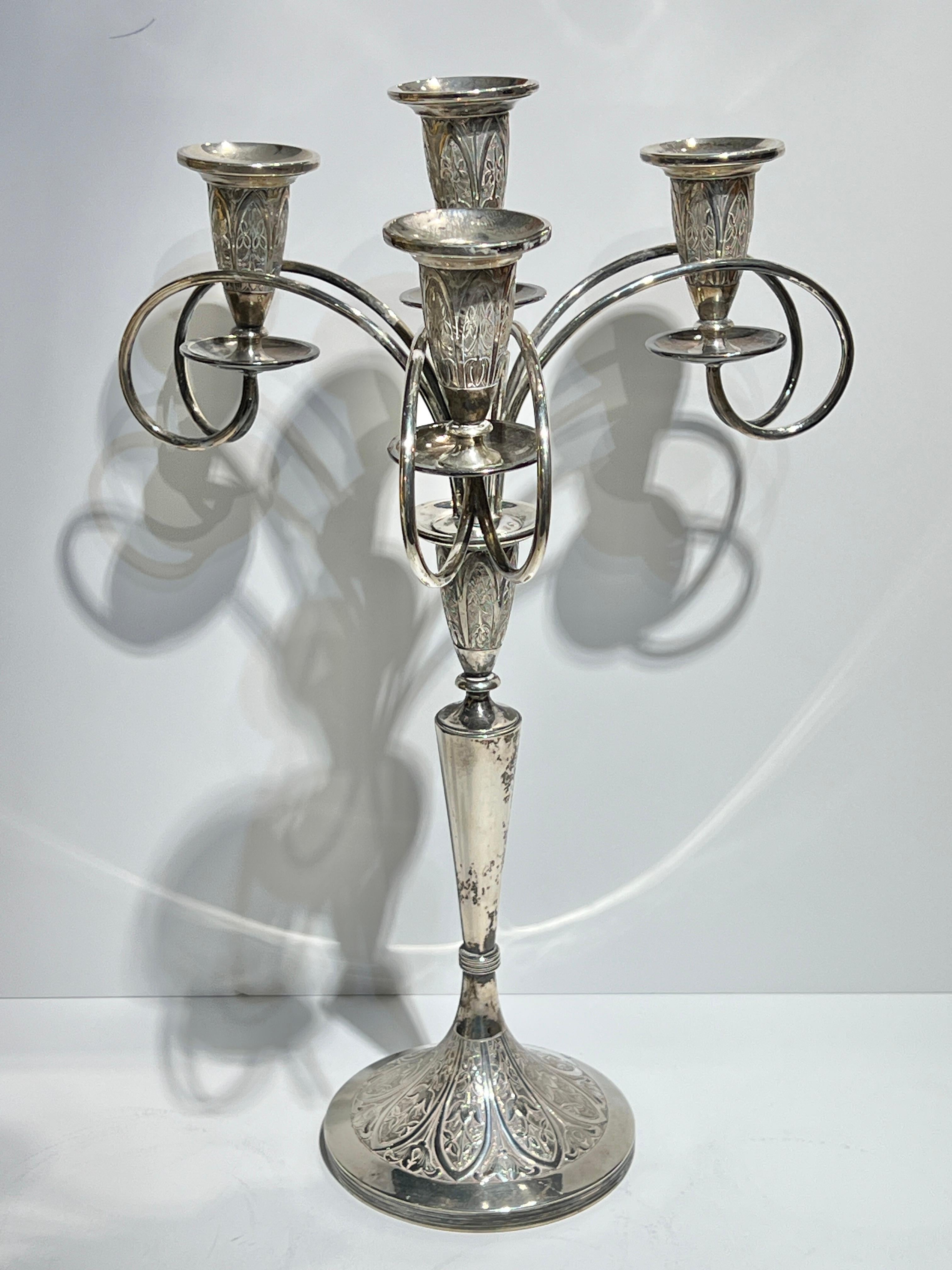 Paire de chandeliers à 4 lumières en argent autrichien du 19e siècle en vente 4