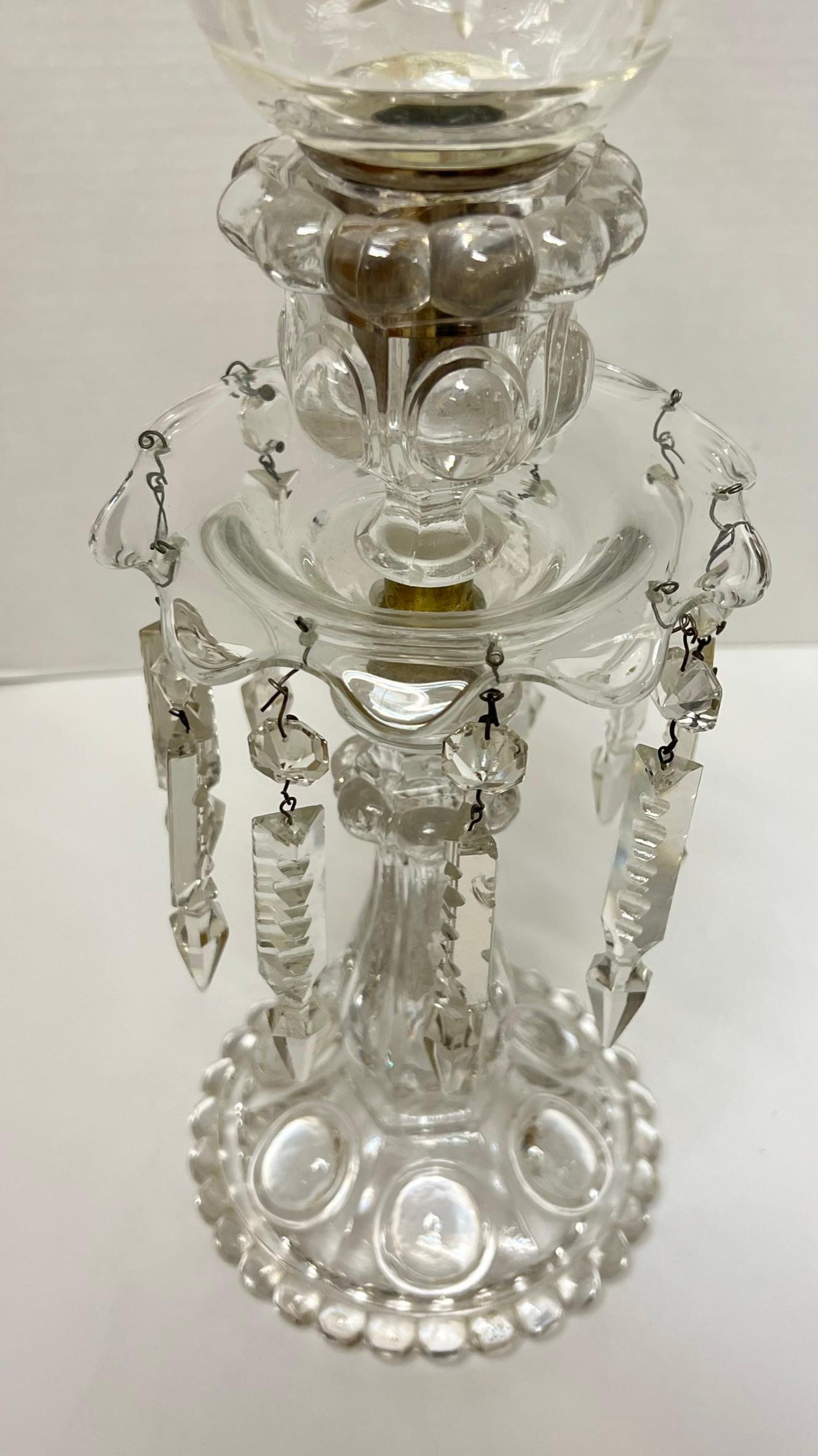 Paire de verres de style Baccarat du 19ème siècle et verre  Lustres en cristal avec teintes hurrican en vente 8