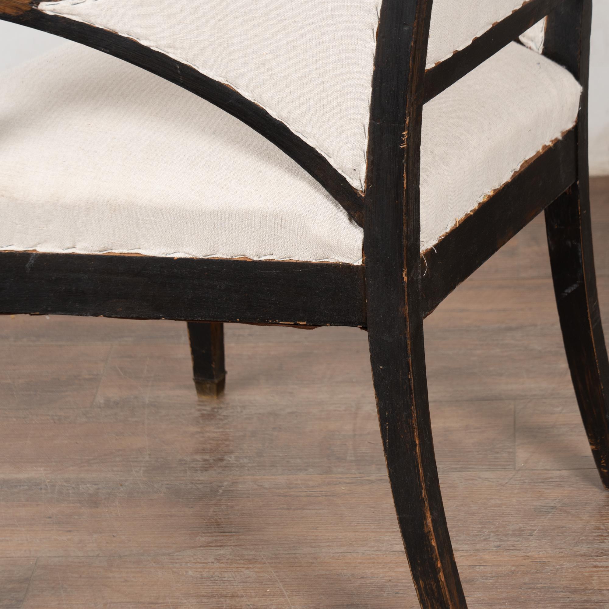 Paire de fauteuils, 19e siècle Paire de fauteuils gustaviens suédois noirs en vente 5