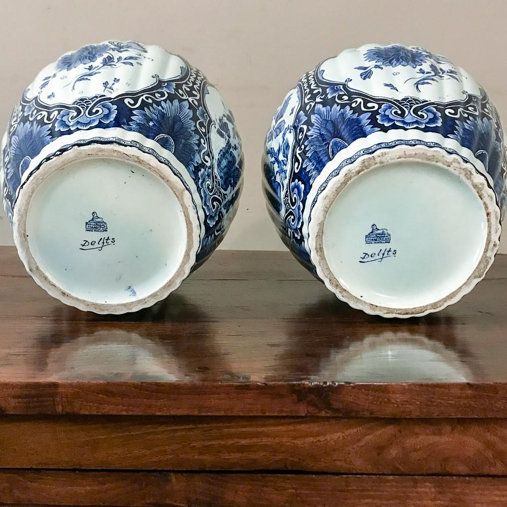 Pair of 19th Century Blue and White Lidded Vases 5