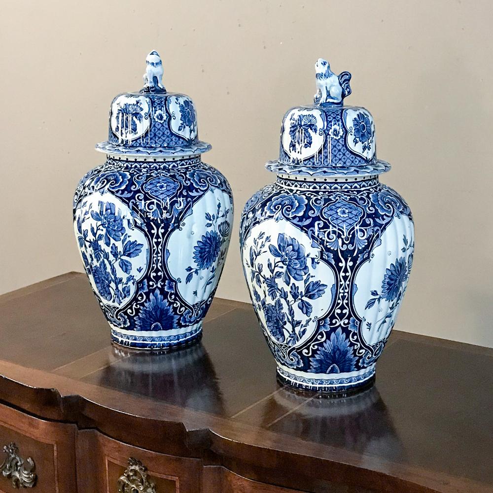 Hand-Painted Pair of 19th Century Blue and White Lidded Vases