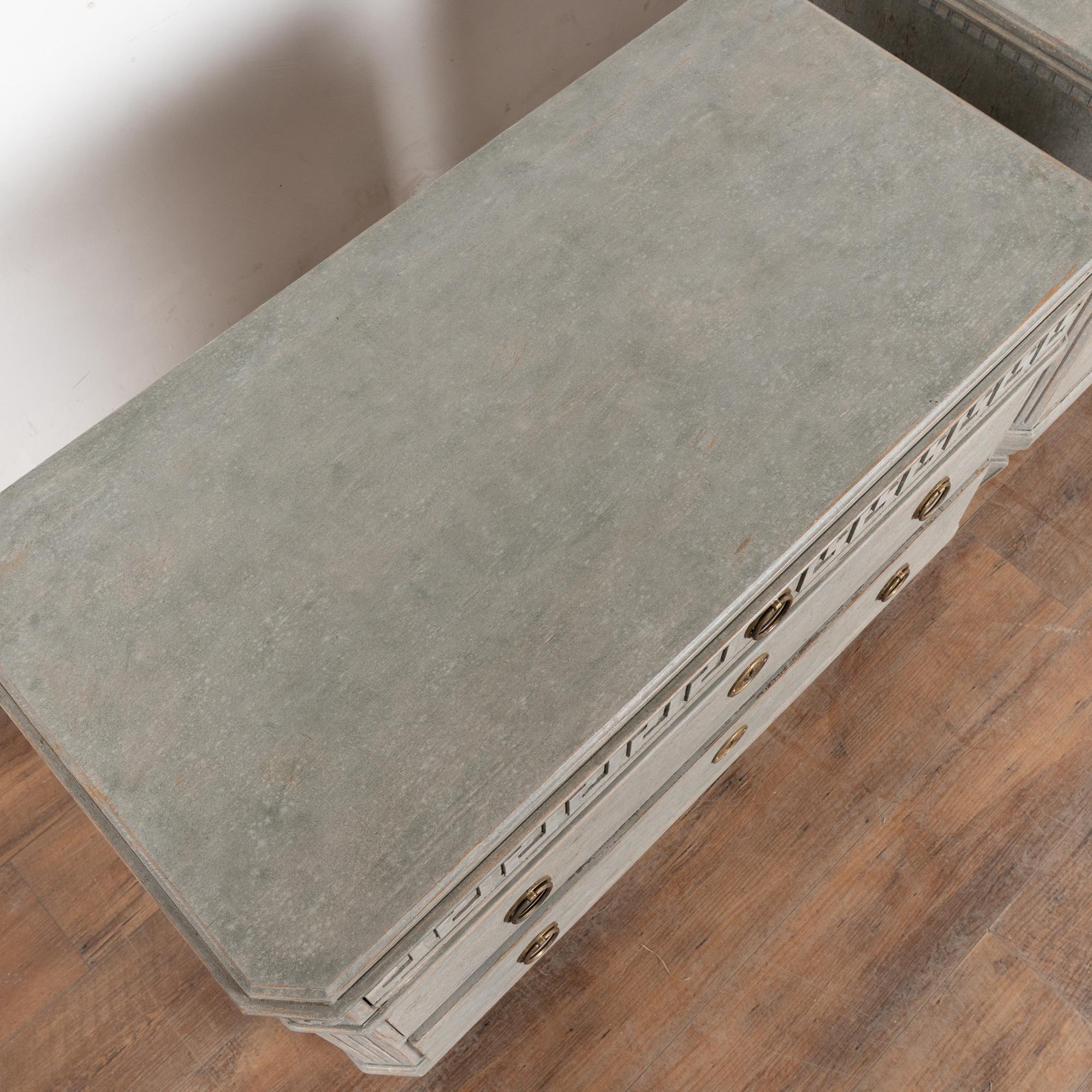 Pair, 19th Century Blue Swedish Gustavian Chest of Three Drawers For Sale 2