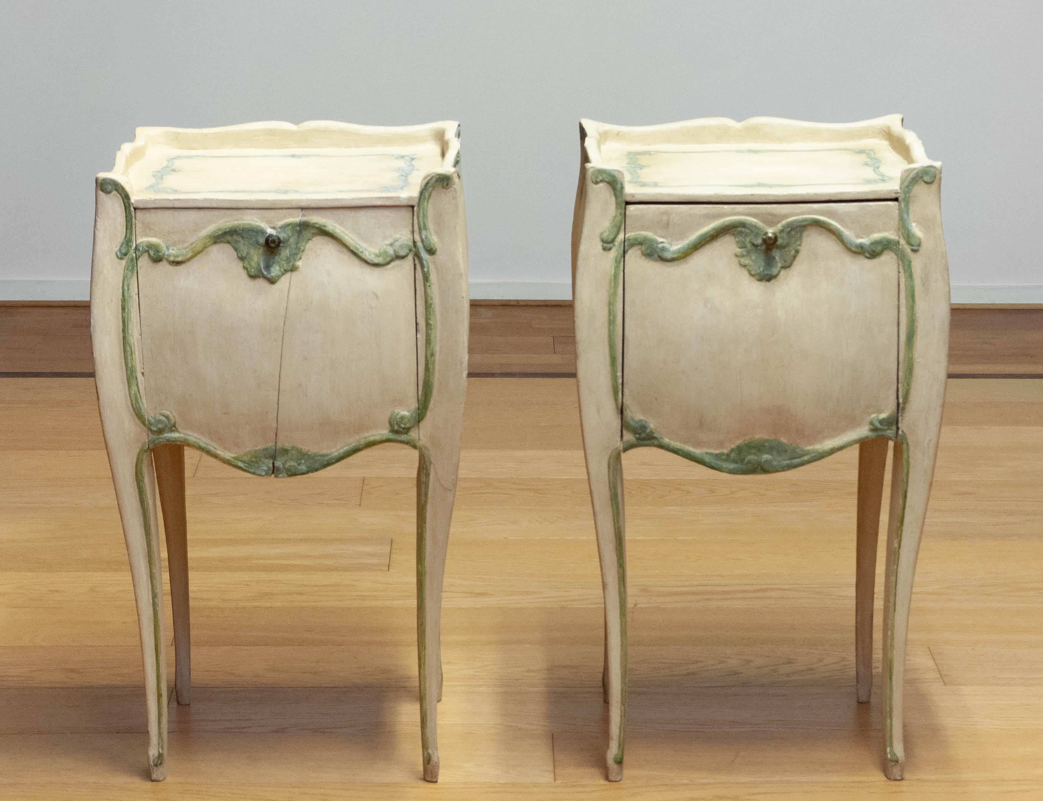 Pair 19th Century Bombay Curved And Painted Swedish Nightstands / Side Tables For Sale 8