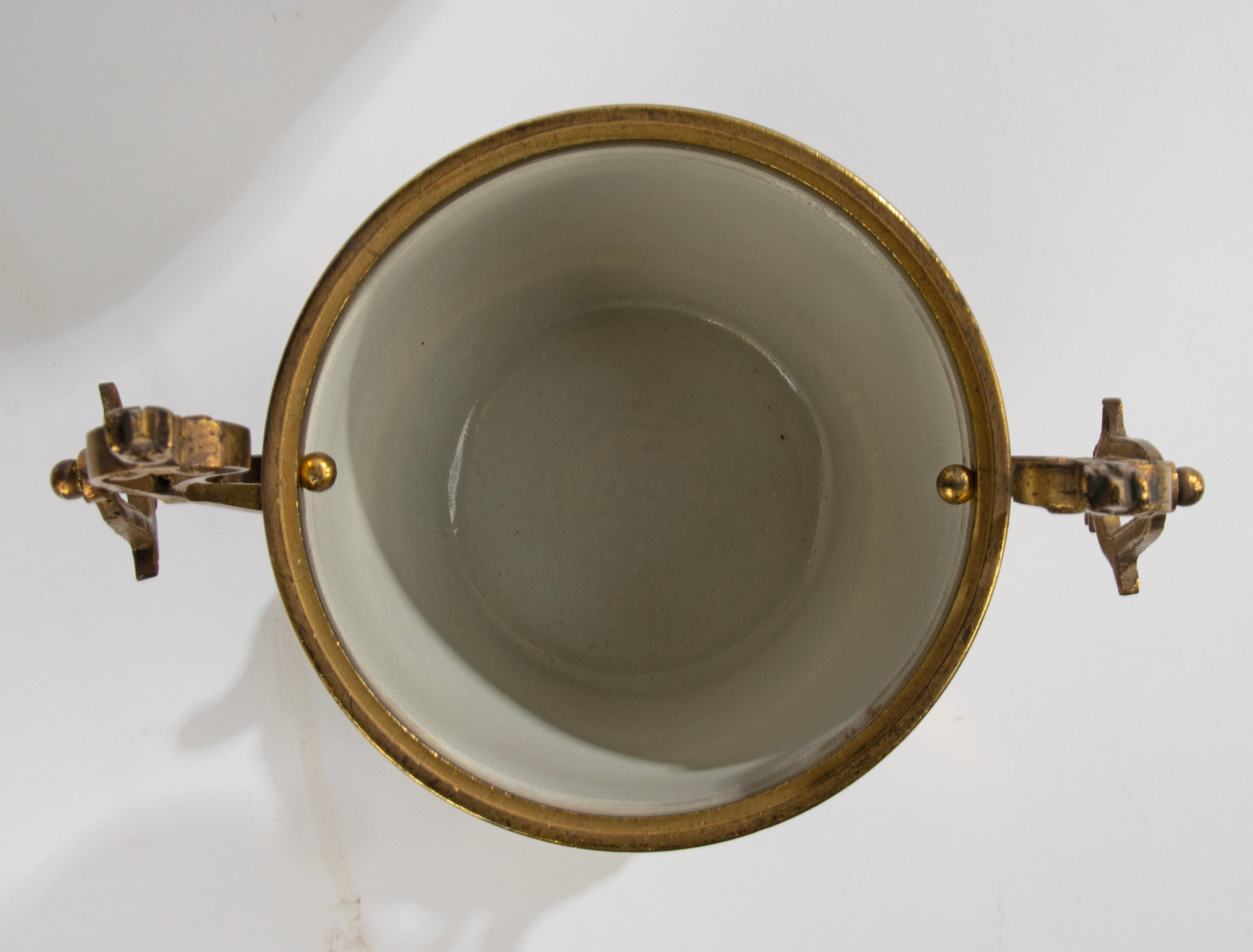 Paire de bols du 19ème siècle - Porcelaine chinoise - Family Rose - Montures en bronze doré en vente 8