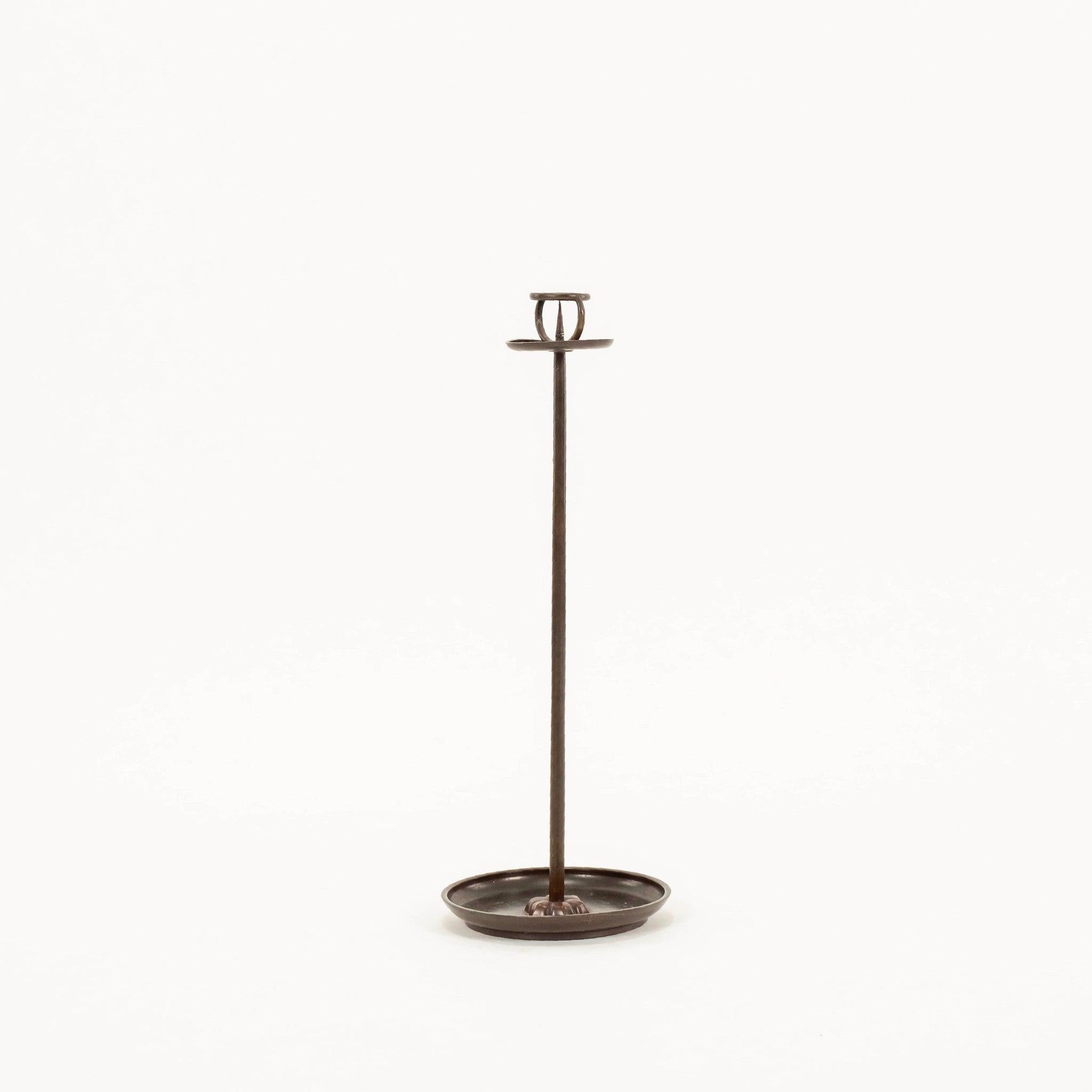 Pair 19th Century Bronze Japanese Shokudai Candle Stands For Sale 2