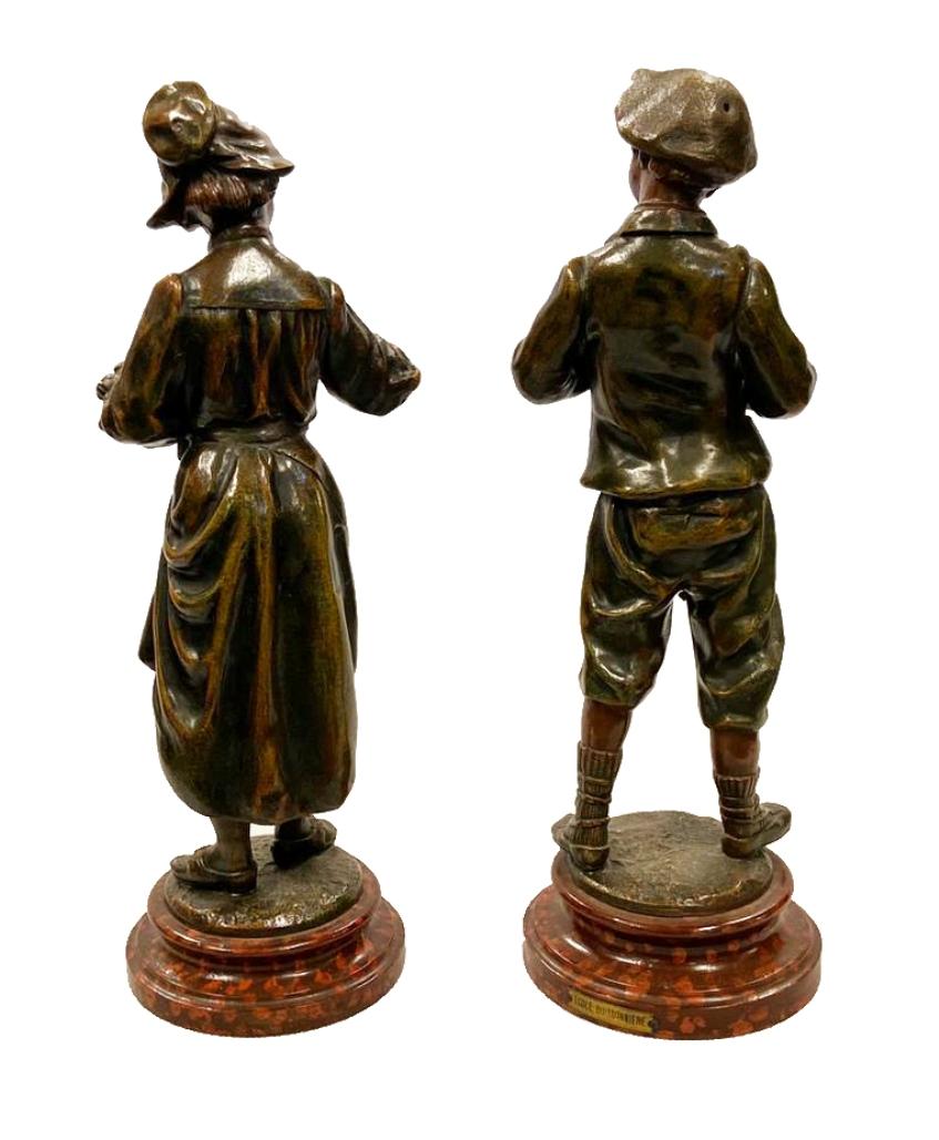 French Pair of 19th Century Bronzed Statues of a Dutch Lovers For Sale