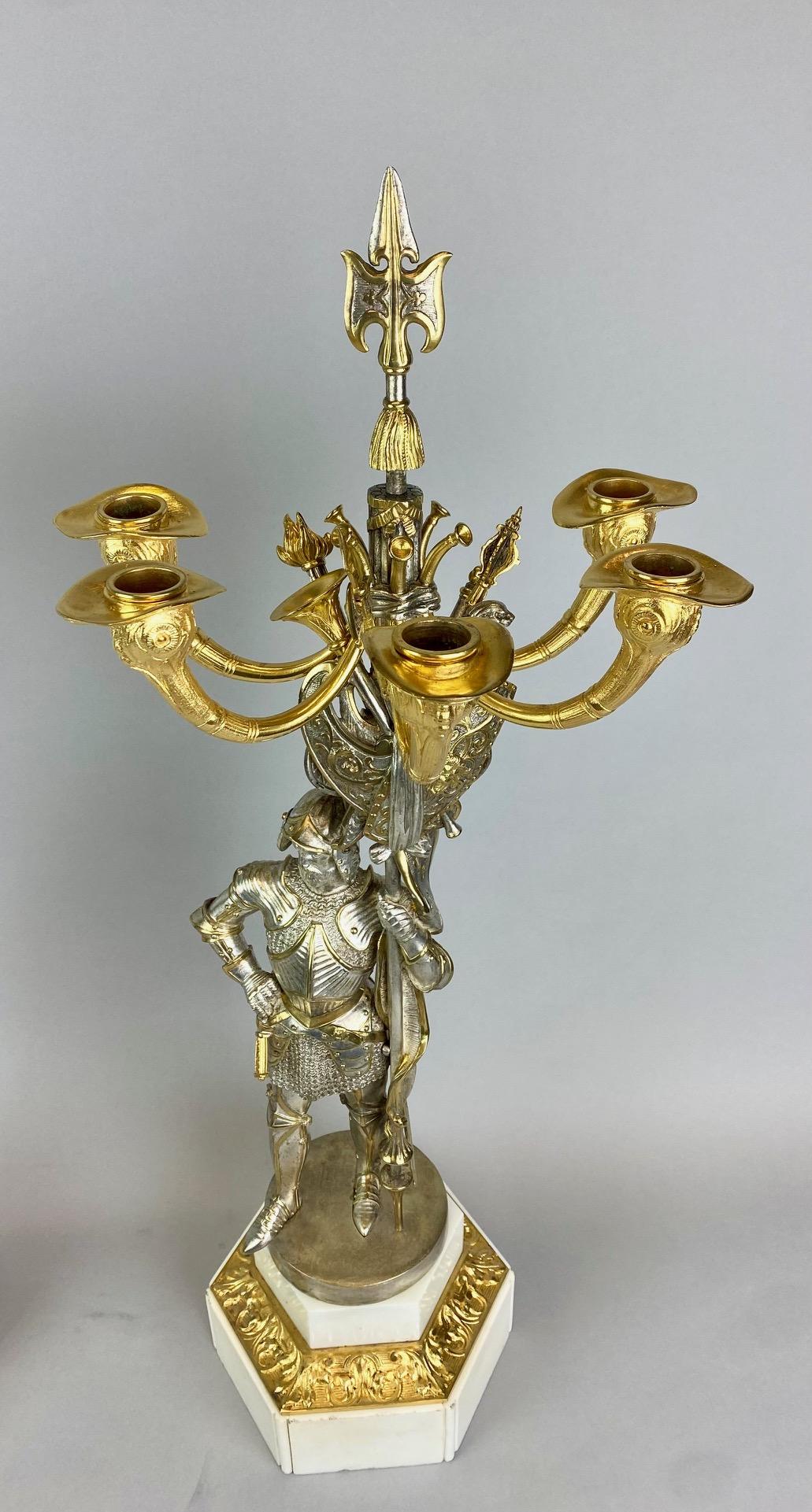 Pair 19th century  candelabra styled in the form of medieval knights In condizioni buone in vendita a Wijnegem, BE