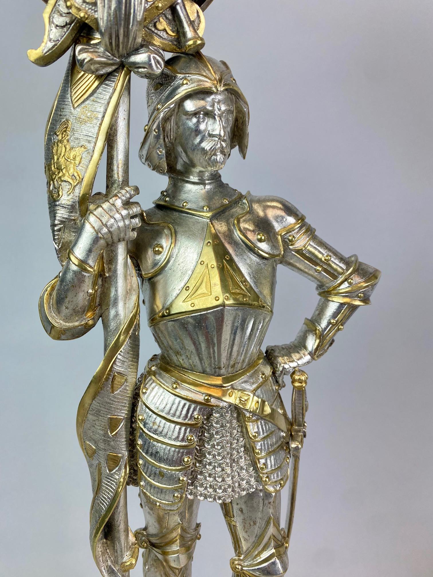 Fine XIX secolo Pair 19th century  candelabra styled in the form of medieval knights in vendita