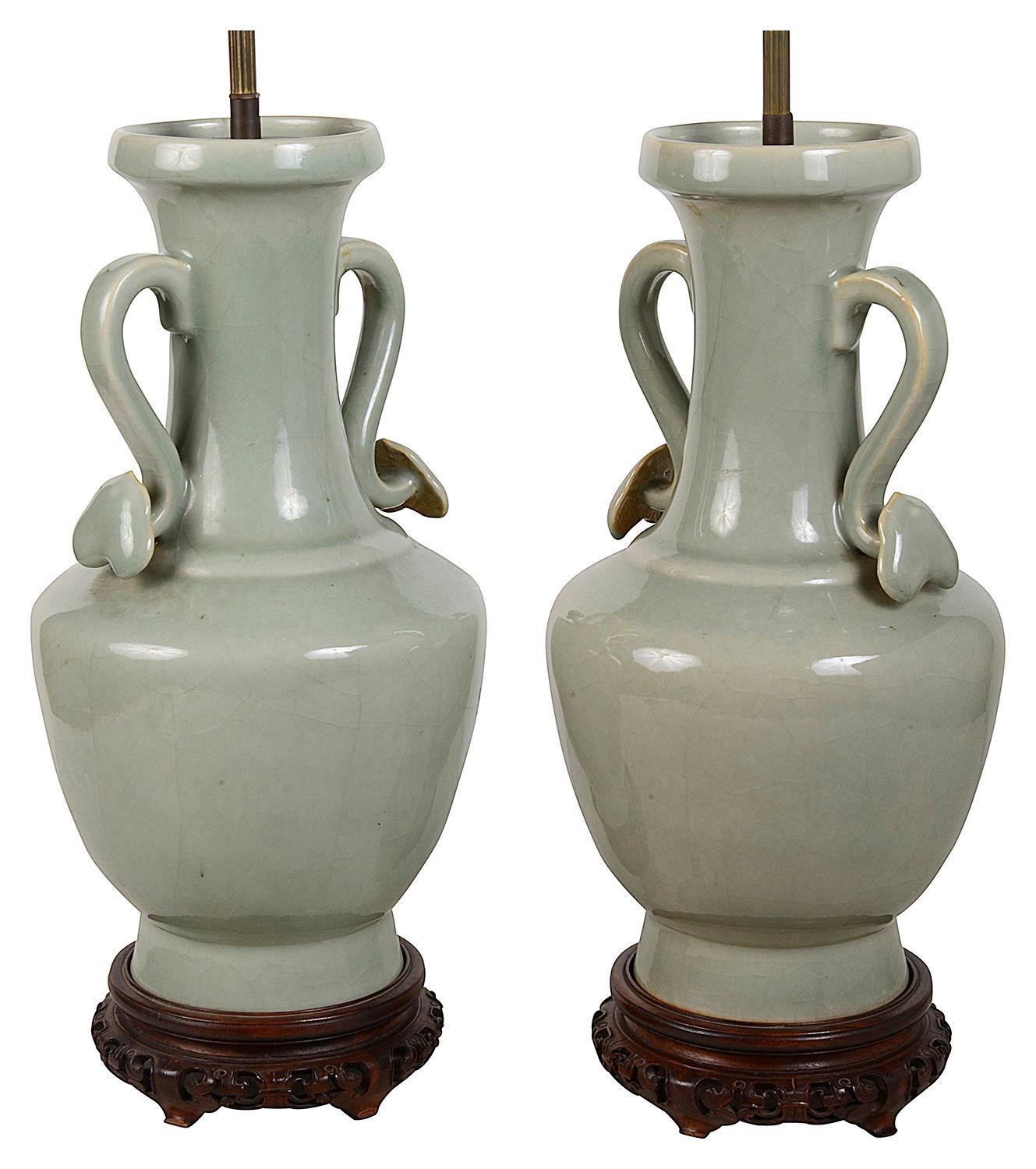 Pareja de lámparas chinas de celadón del siglo XIX Porcelana en venta