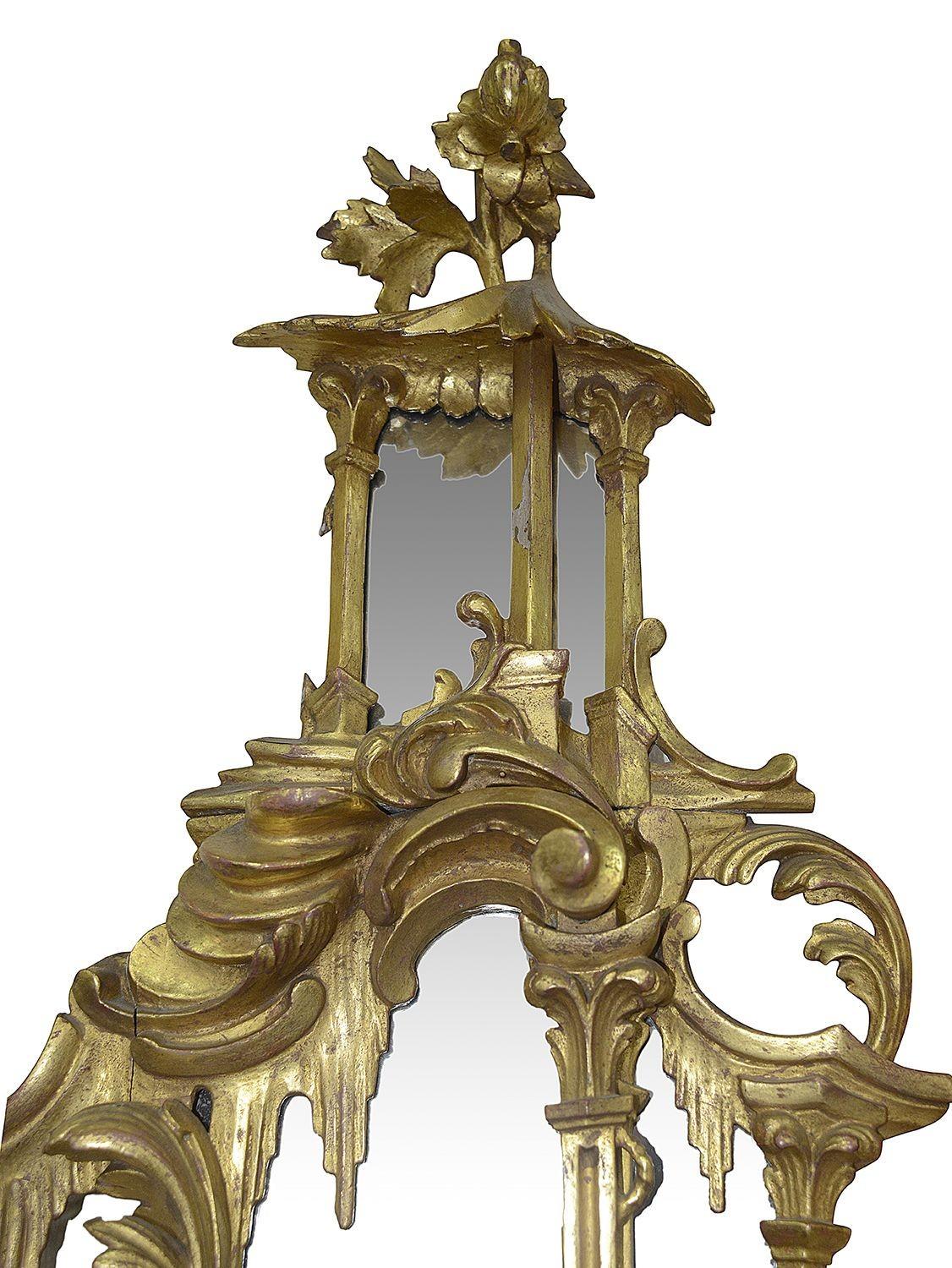 Pair 19TH Century Chinese Chippendale Style Carved Giltwood Girondole In Good Condition For Sale In Brighton, Sussex