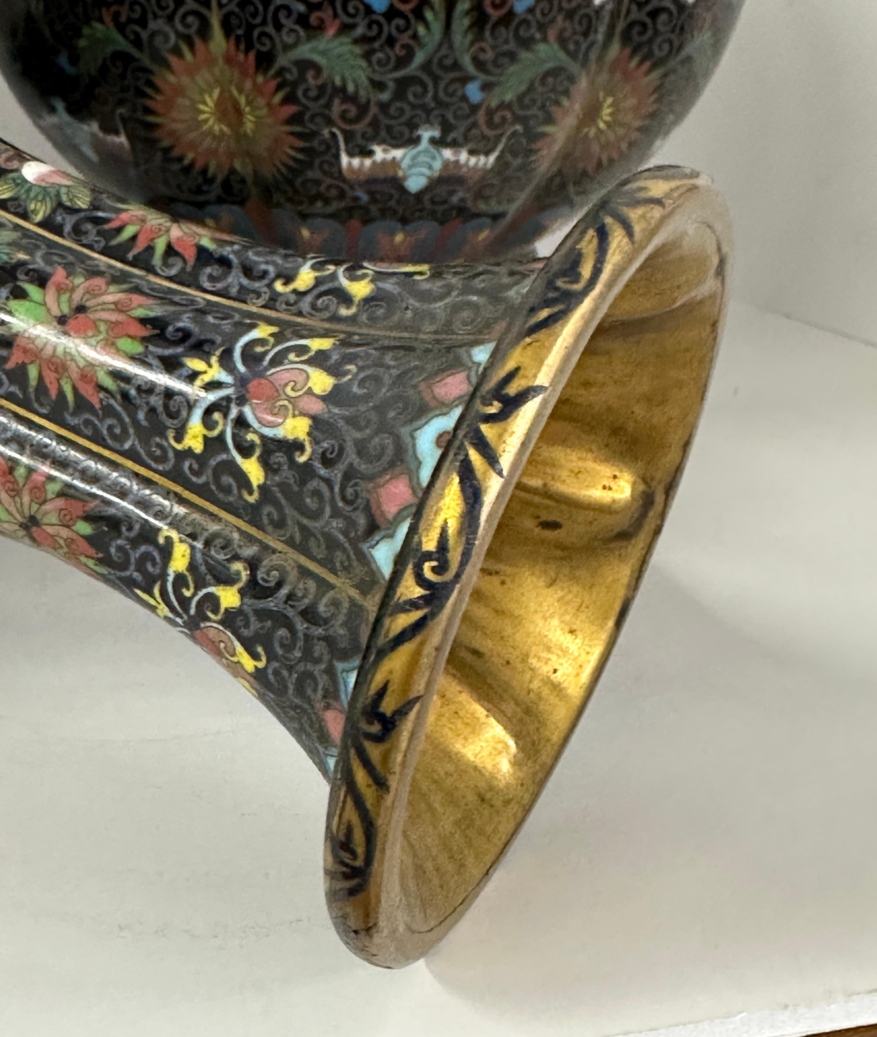 Pair 19th Century Chinese Cloisonné Vases For Sale 7