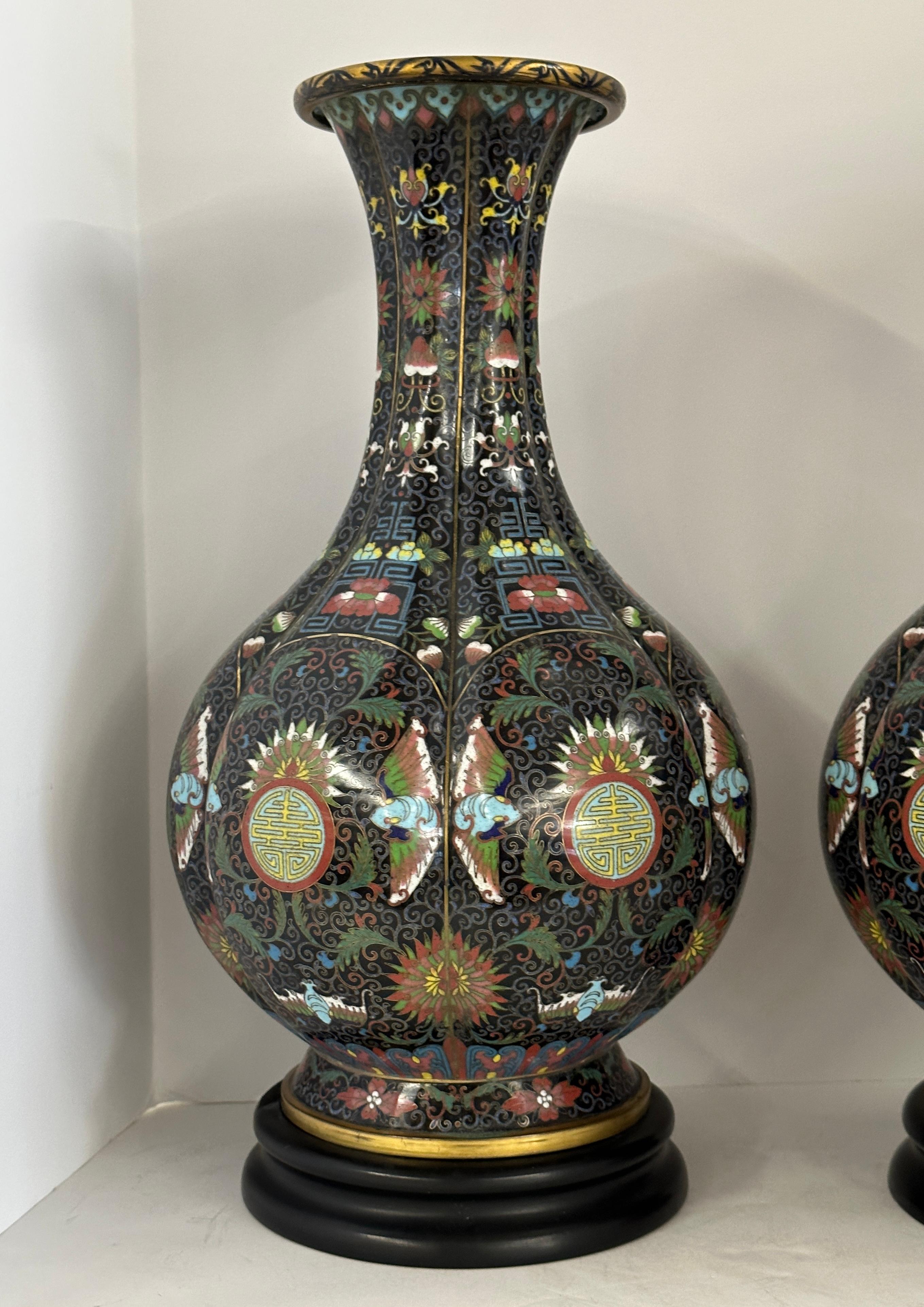 Pair 19th Century Chinese Cloisonné Vases In Good Condition For Sale In Palm Springs, CA