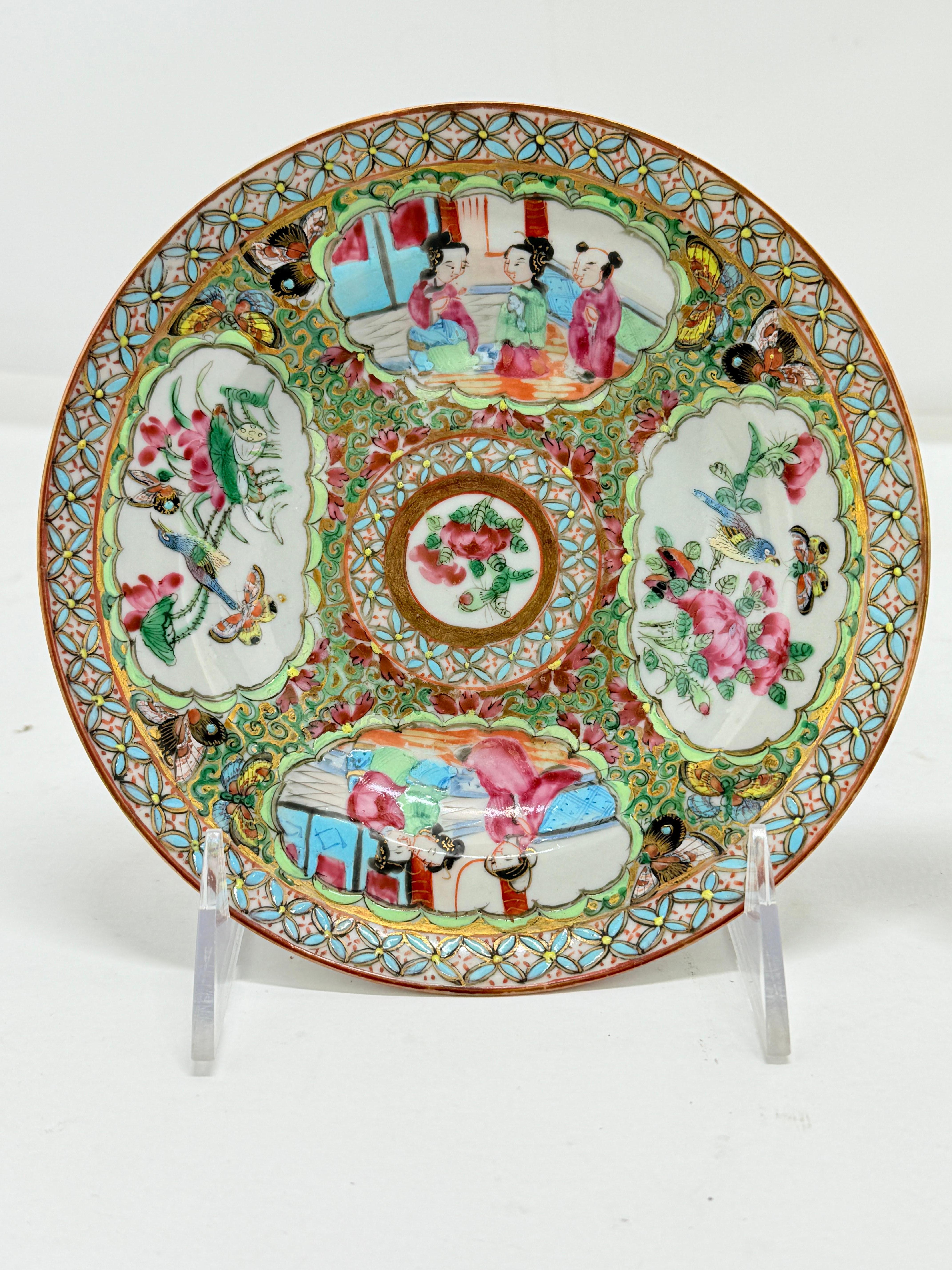 This exquisite pair of Chinese Rose Medallion porcelain saucer plates exemplifies the elegance and intricate artistry of Qing Dynasty decorative ceramics, likely dating from the mid to late 19th century. Crafted with exceptional precision, each