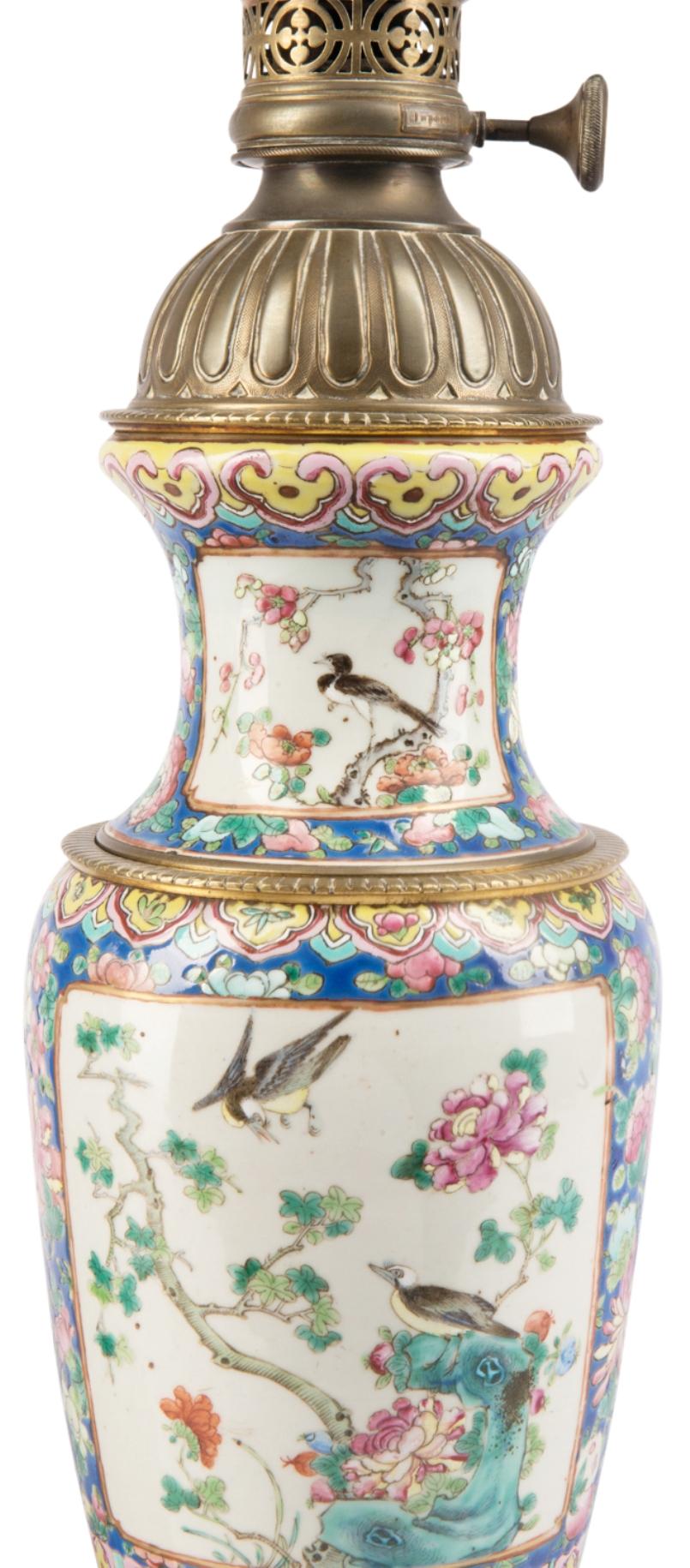 Hand-Painted Pair of 19th Century Chinese Famille Rose Vases or Lamps For Sale