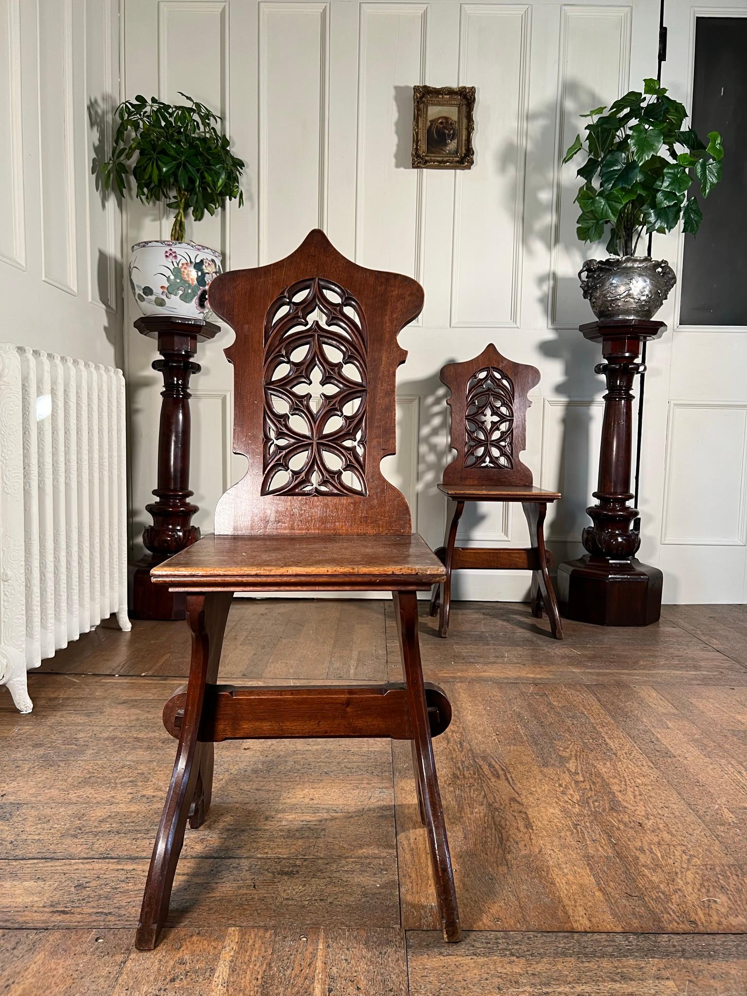 Pair 19th Century Continental Walnut Hall Chairs For Sale 3