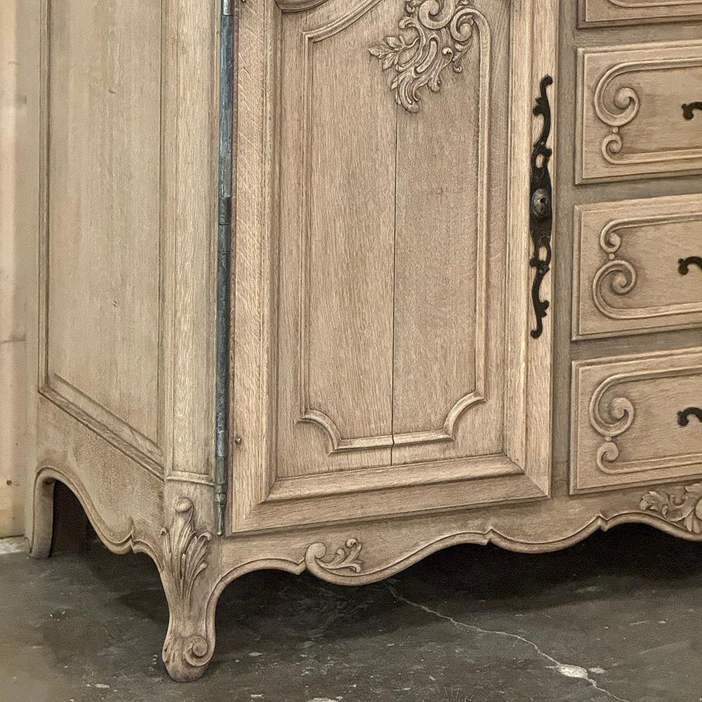 Pair 19th Century Country French Buffets in Stripped Oak In Good Condition For Sale In Dallas, TX