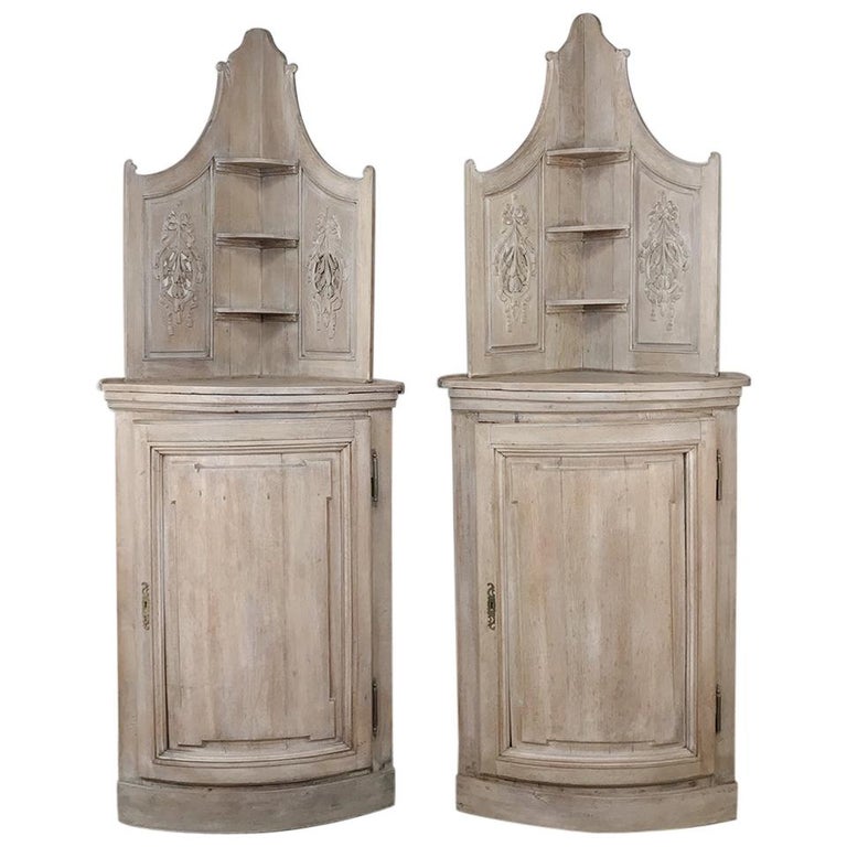 Country Corner Cabinets 12 For On 1stdibs Country Corner Cabinets 12 For