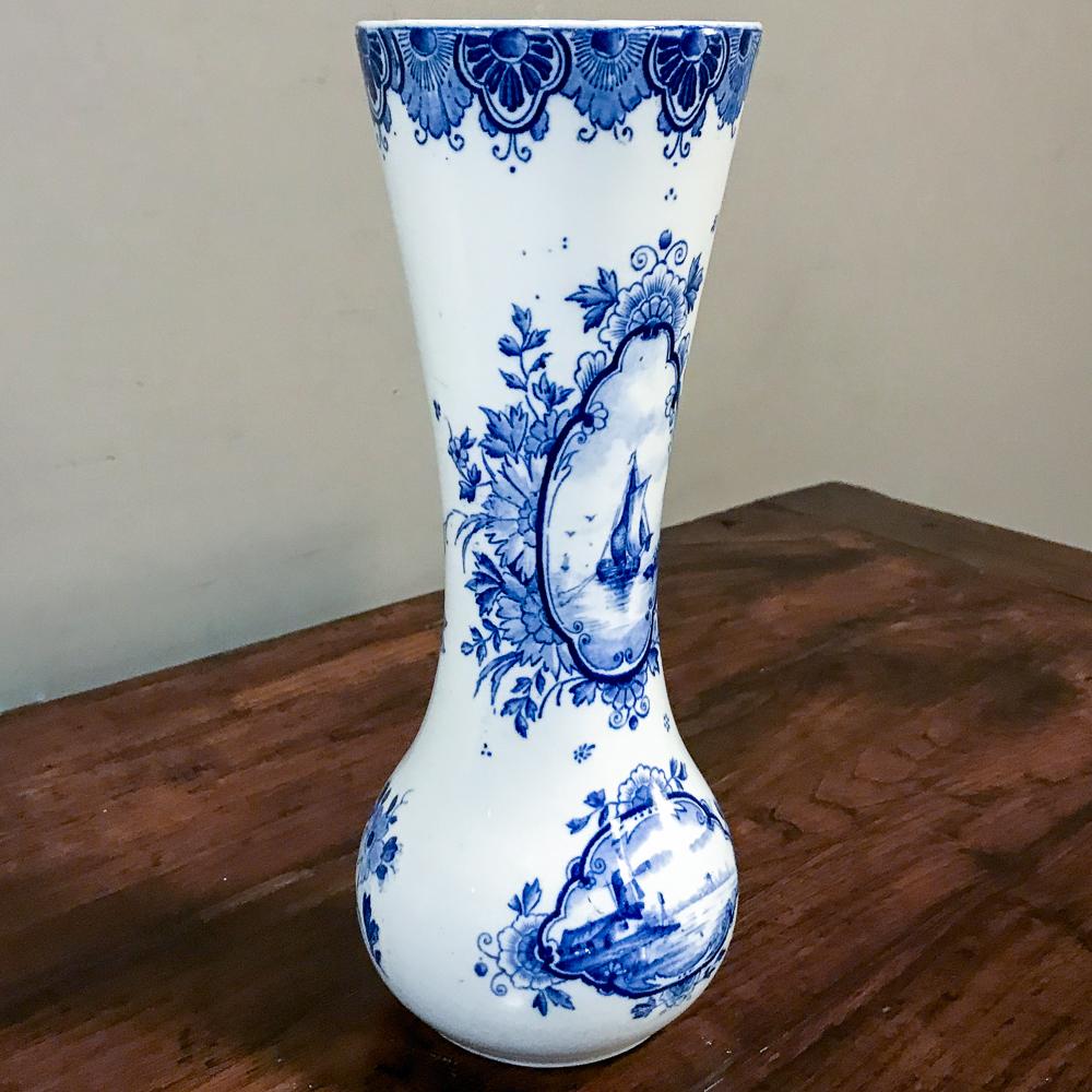 Pair 19th Century Dutch Blue and White Vases 4