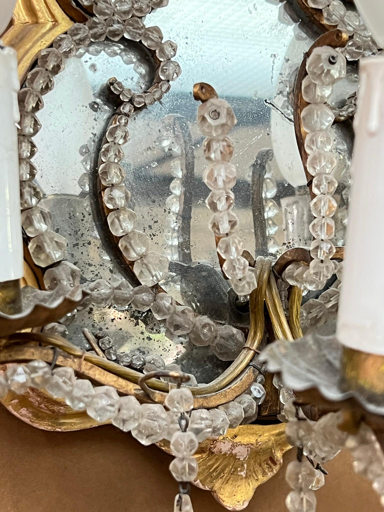 XIXe siècle Paire de montures françaises du 19ème siècle en métal doré  Appliques miroirs en bois doré  en vente