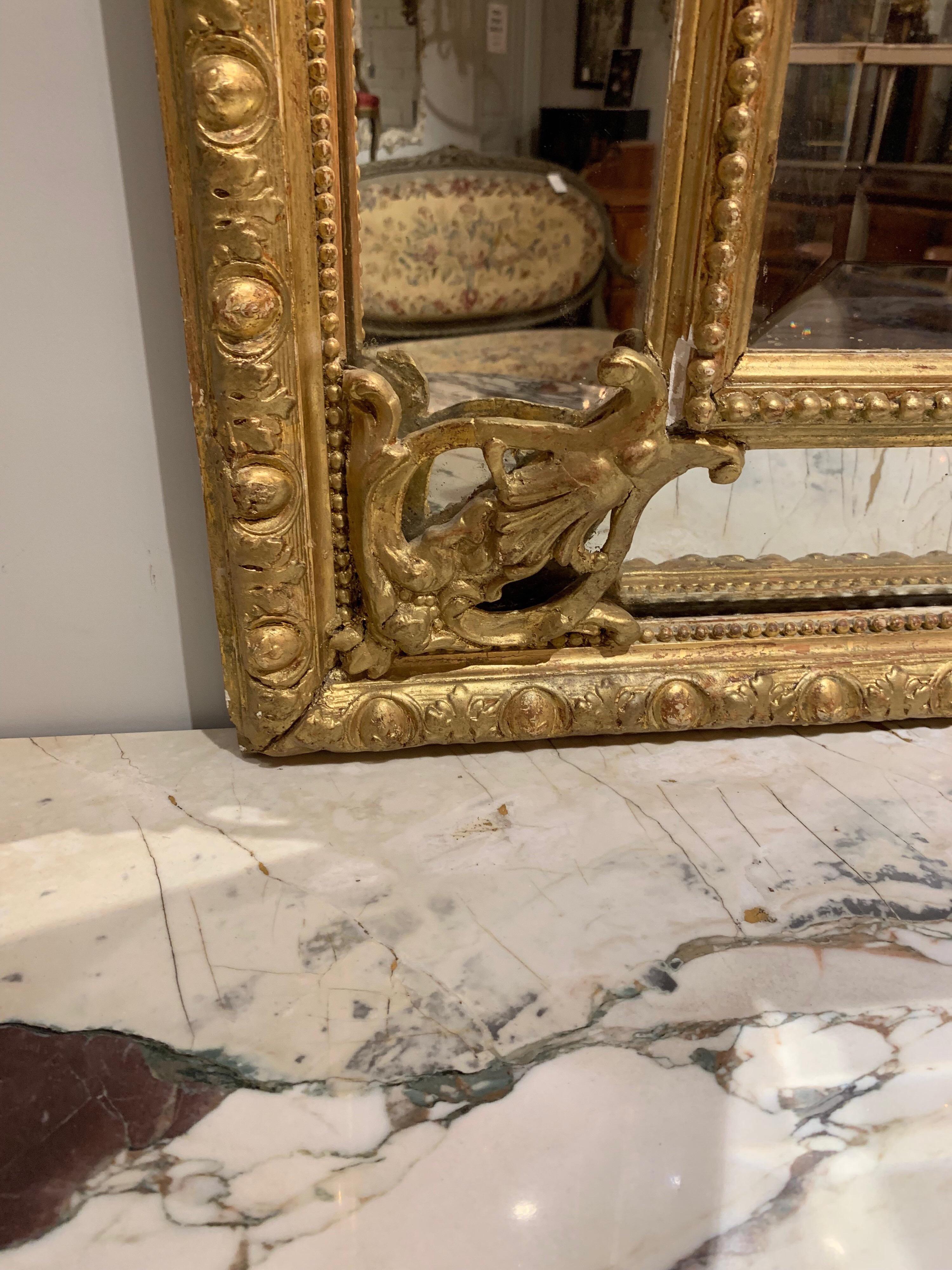 Pair of 19th Century French Giltwood Cushion Mirror In Good Condition In Dallas, TX