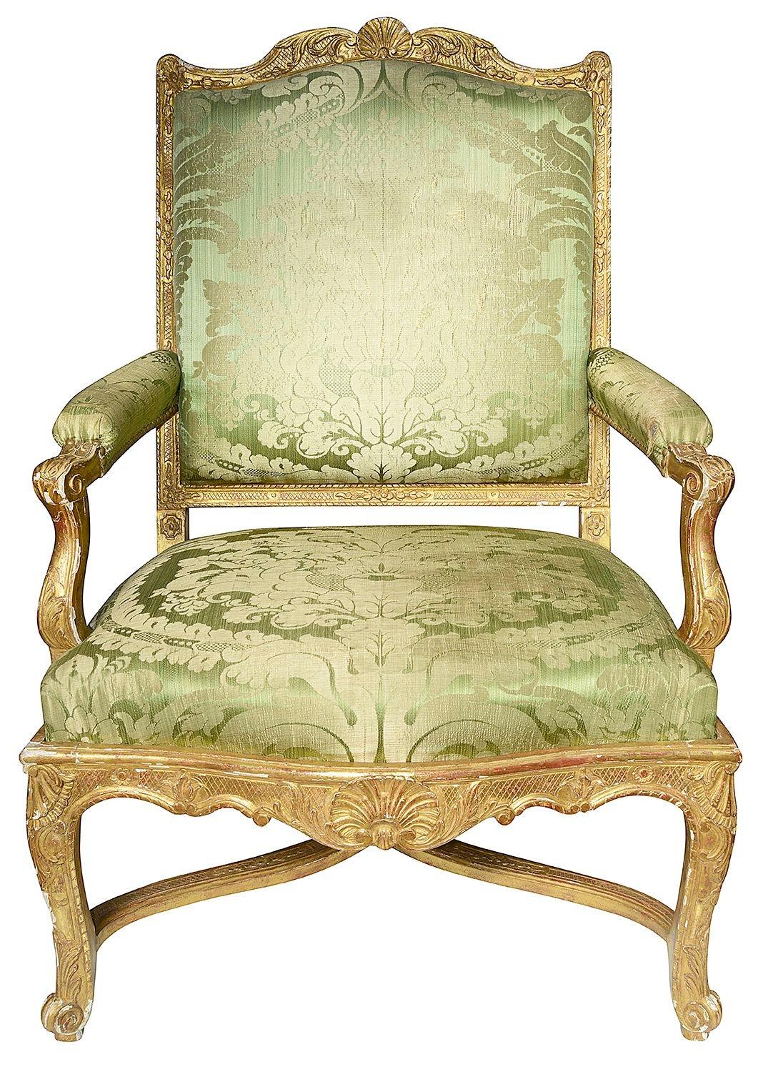 Français Paire de fauteuils de salon en bois doré français du 19ème siècle en vente