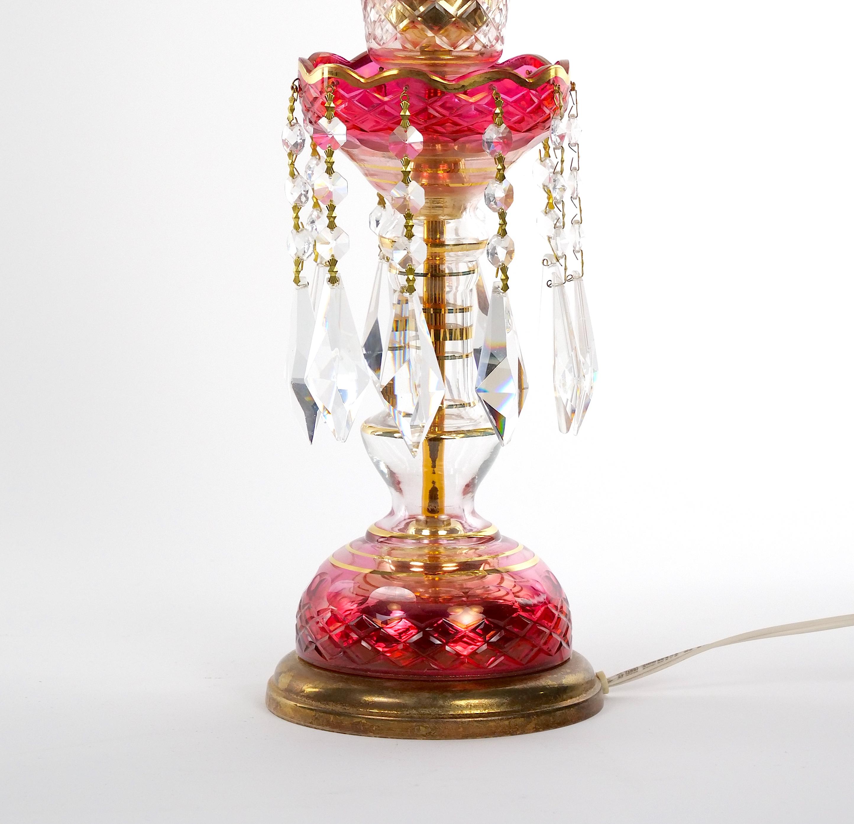 XIXe siècle Paire de chandeliers en verre taillé du 19e siècle Lampes de table en vente
