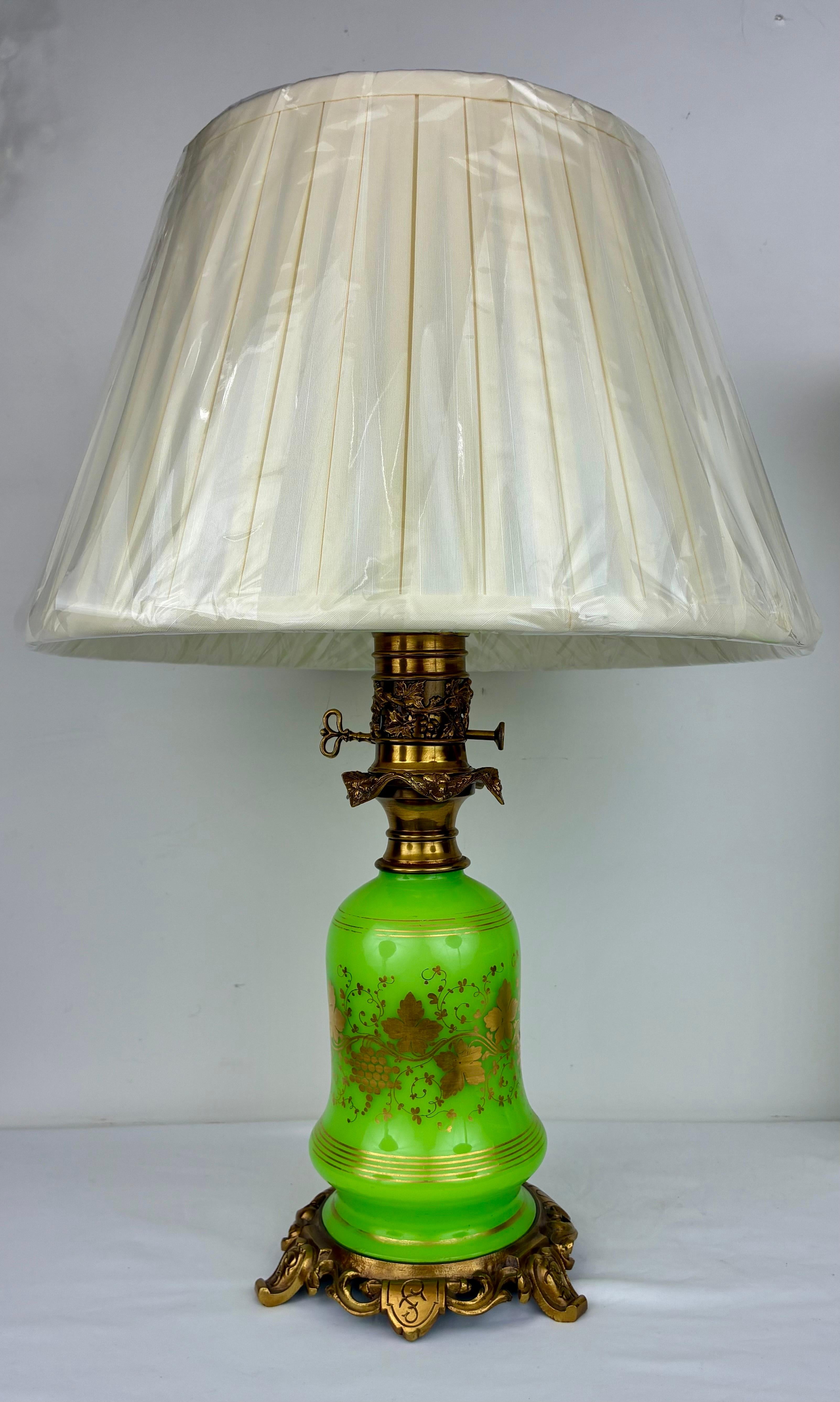 Pair 19th Century French Green Opaline Lamps (Viktorianisch) im Angebot