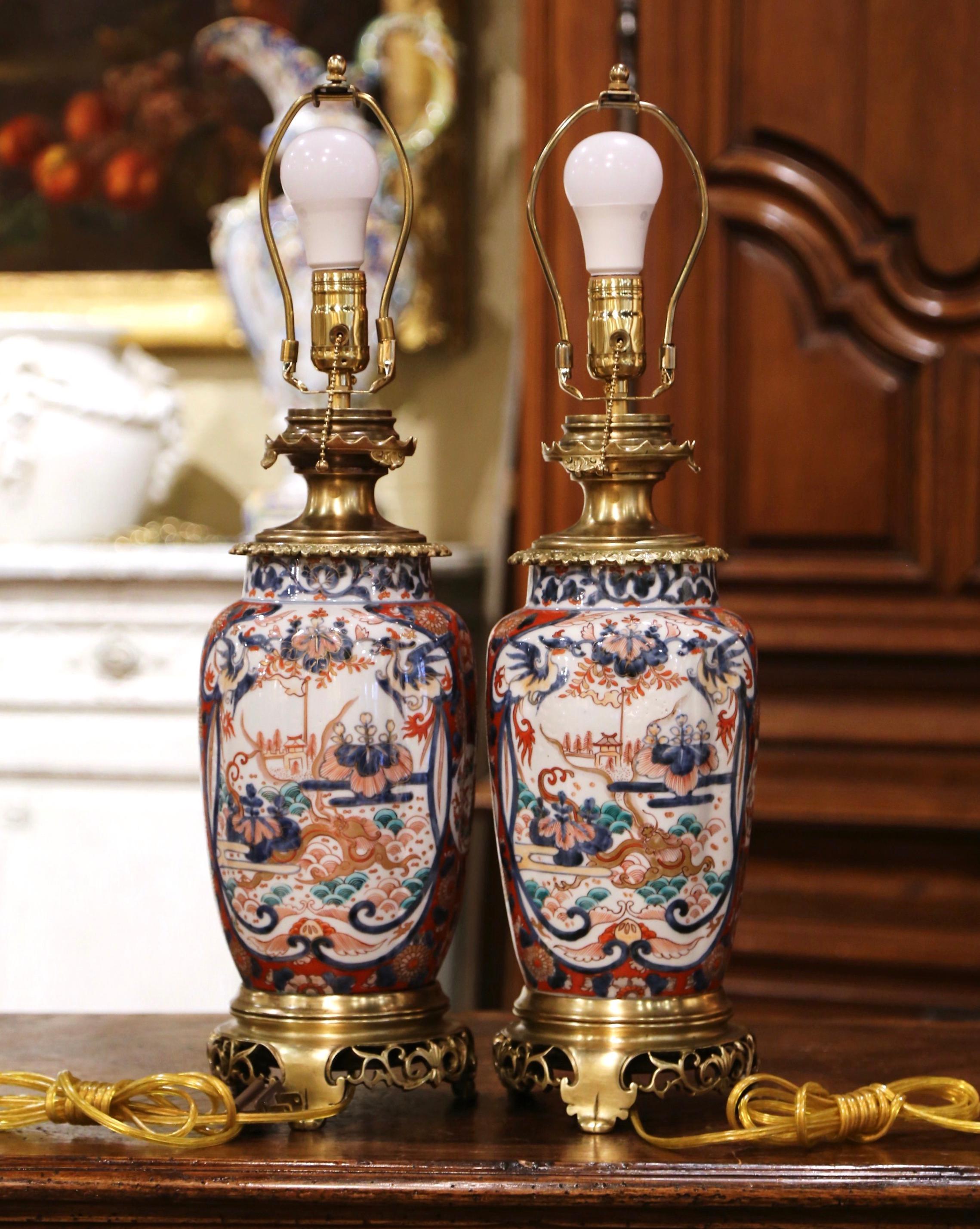 Pair of 19th Century French Imari Hand Painted Porcelain and Bronze Table Lamps 3
