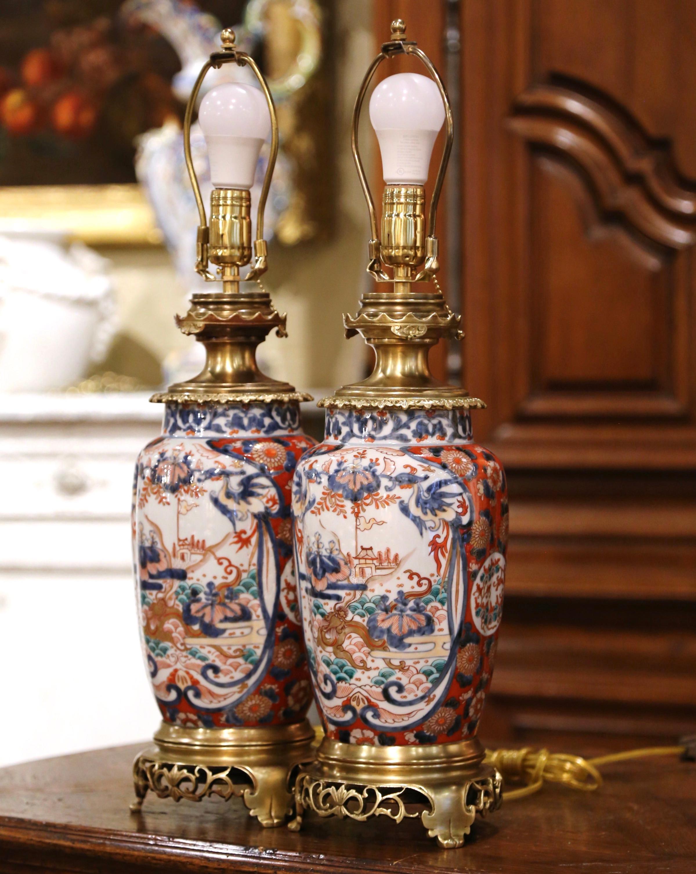 20th Century Pair of 19th Century French Imari Hand Painted Porcelain and Bronze Table Lamps