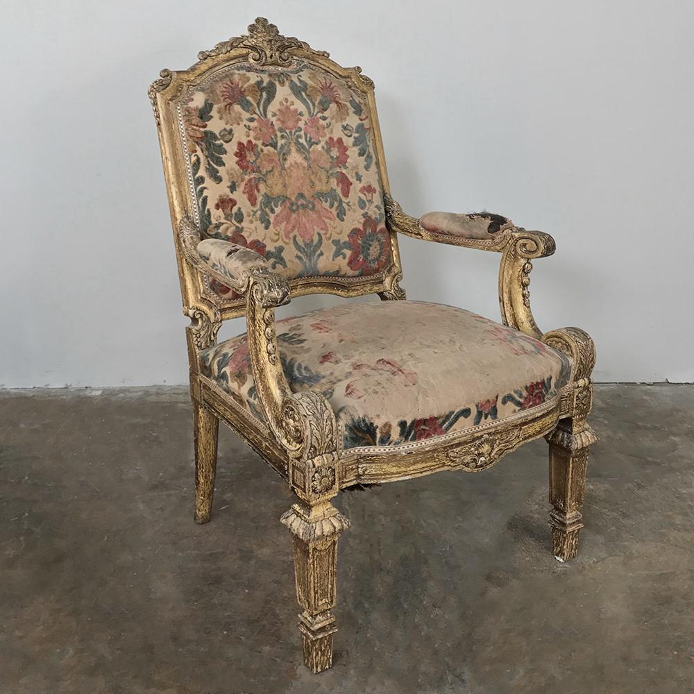 Paire de fauteuils dorés Louis XIV français du 19ème siècle en vente 1