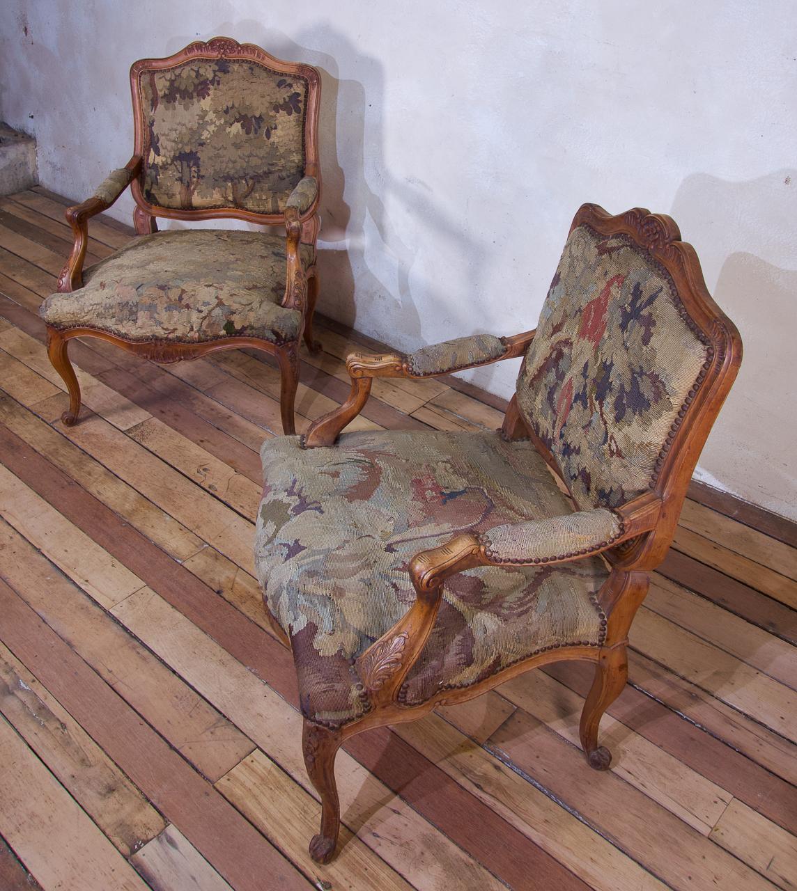 Pair 19th Century French Louis XV Fauteuils Open Arm Chairs Aubusson Tapestry For Sale 6