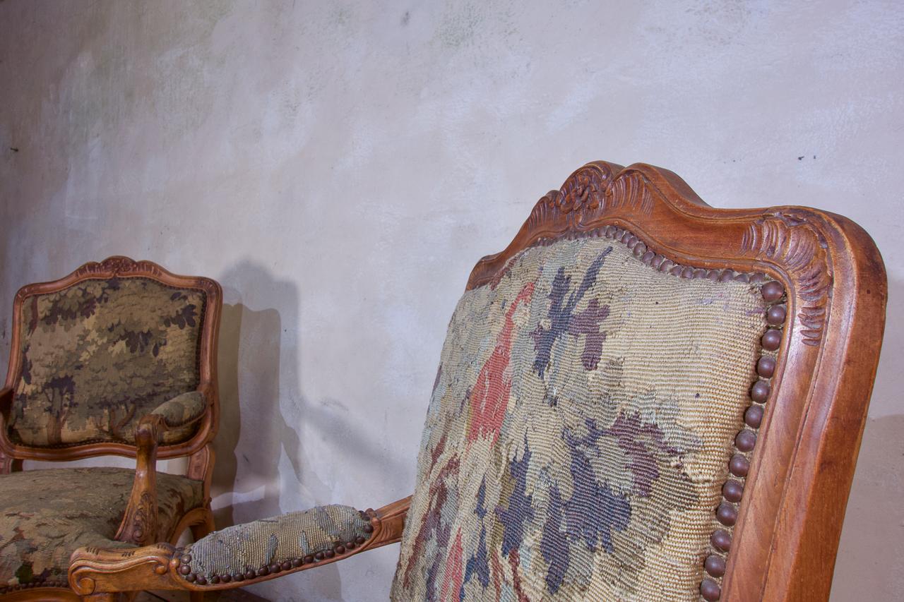 Pair 19th Century French Louis XV Fauteuils Open Arm Chairs Aubusson Tapestry For Sale 7