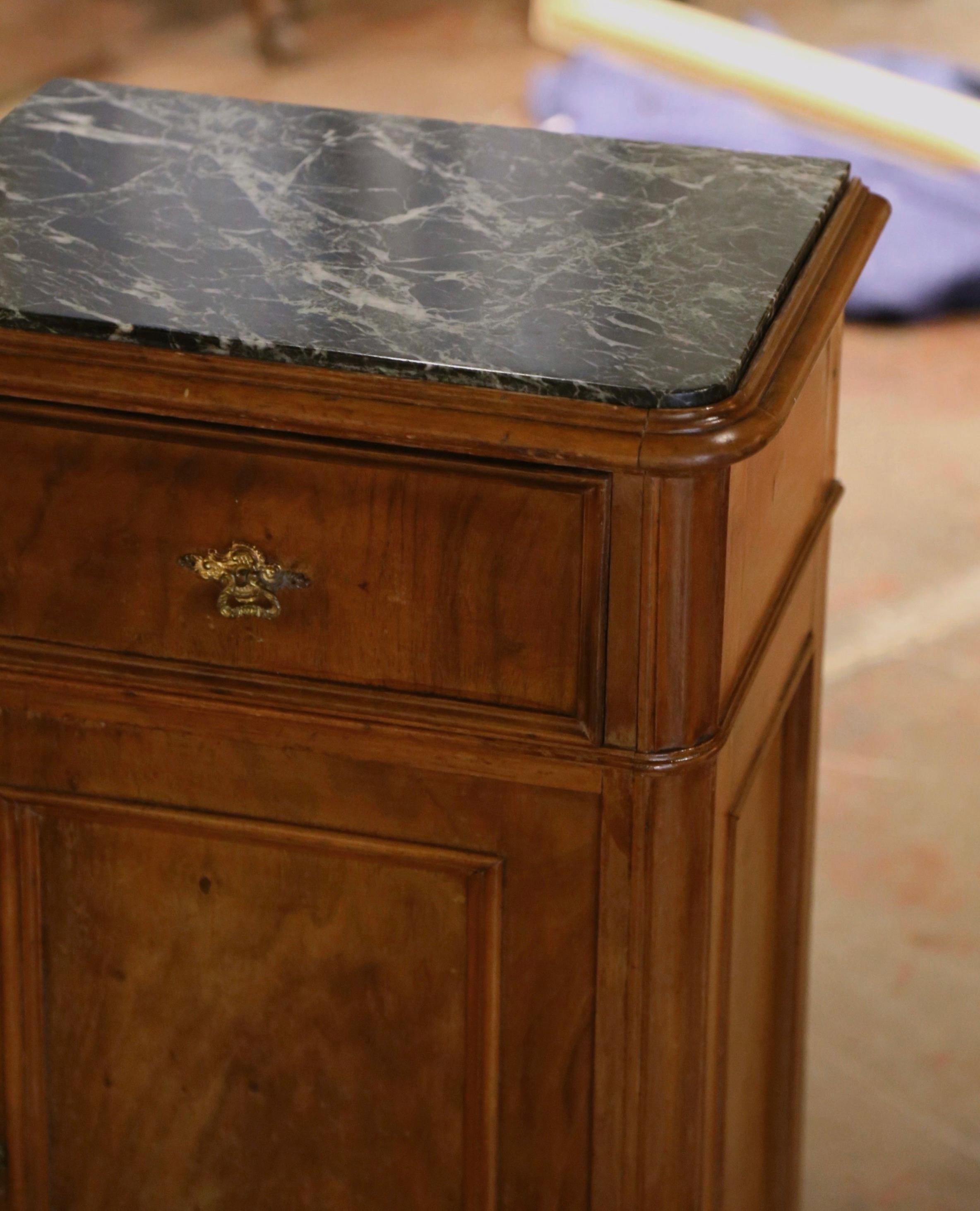 Pair 19th Century French Louis XV Walnut Bedside Cabinets with Inset Marble Top In Excellent Condition In Dallas, TX