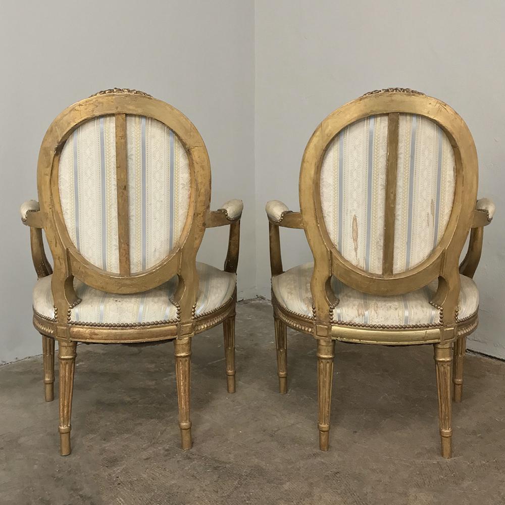 Pair of 19th Century French Louis XVI Giltwood Armchairs For Sale 8