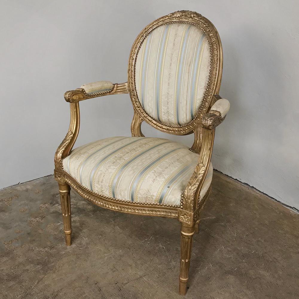 Silk Pair of 19th Century French Louis XVI Giltwood Armchairs For Sale