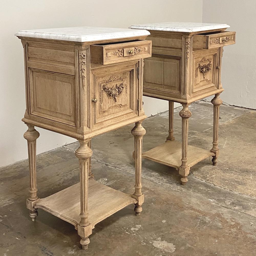 Pair of 19th Century French Louis XVI Marble-Top Nightstands In Good Condition In Dallas, TX