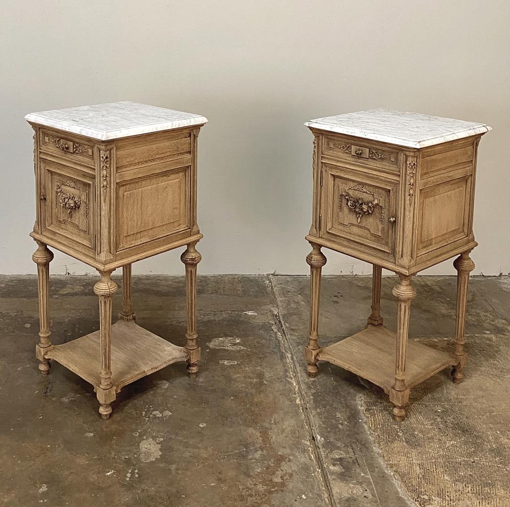 Pair of 19th Century French Louis XVI Marble-Top Nightstands 3